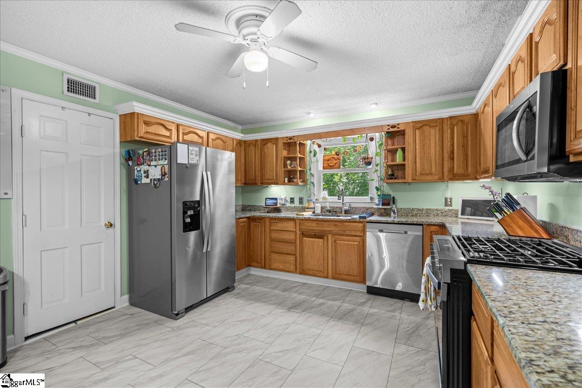 211 Covington Court Greenville, SC 29617