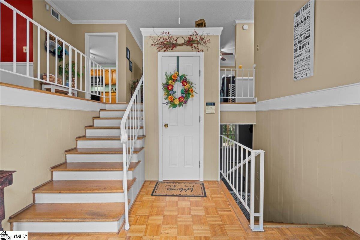 211 Covington Court Greenville, SC 29617