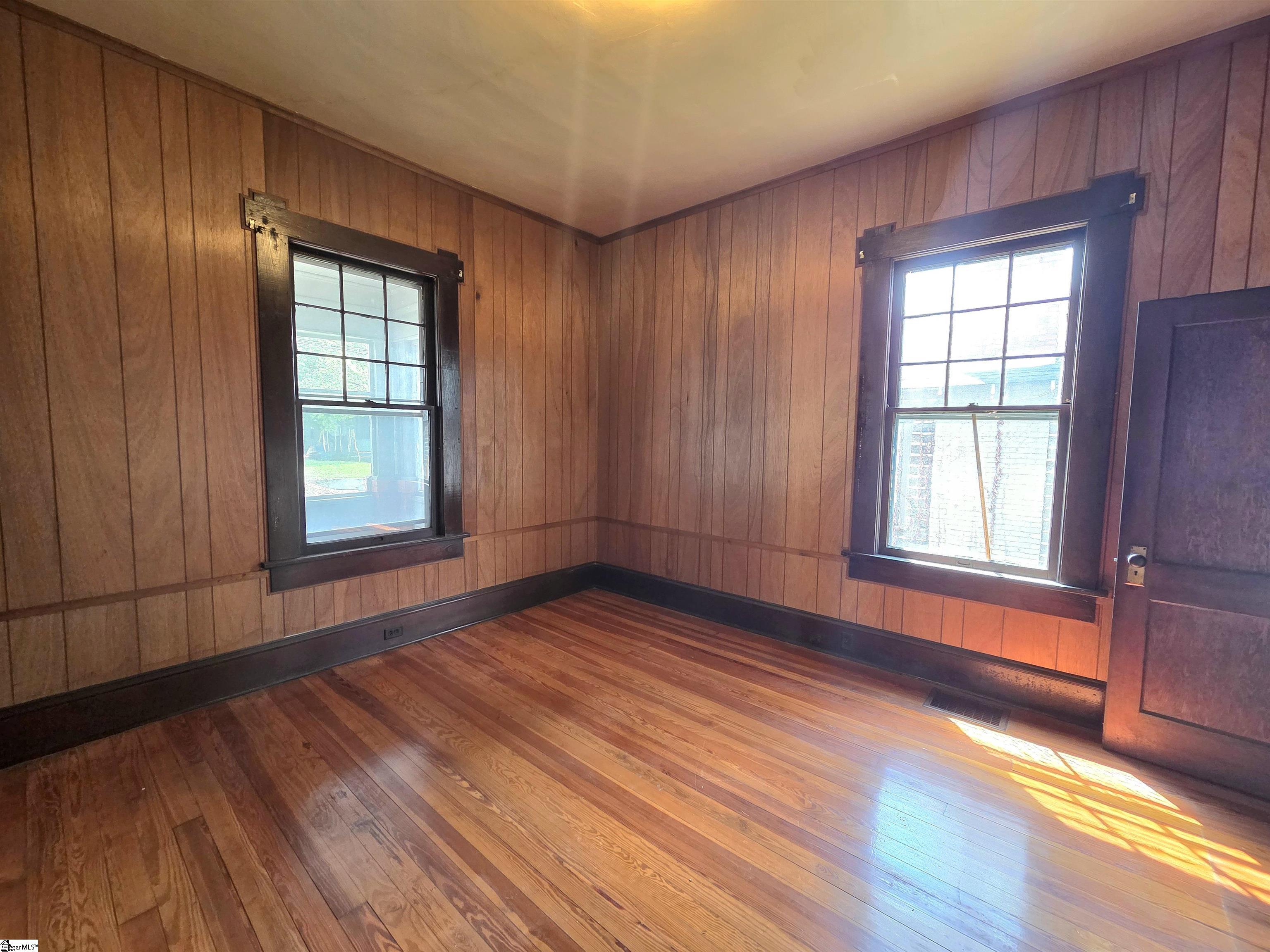 290 Hydrick Street Spartanburg, SC 29306
