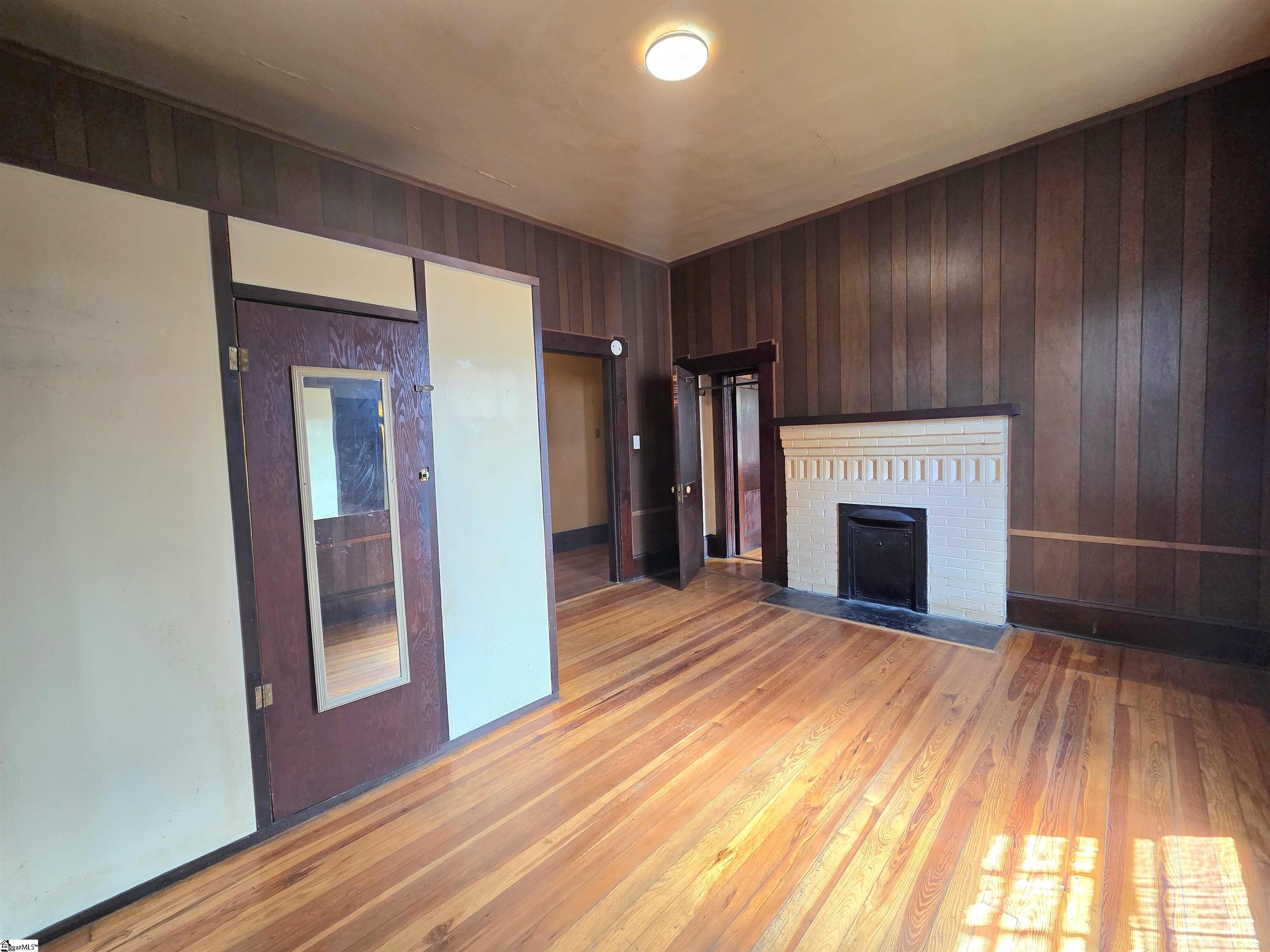 290 Hydrick Street Spartanburg, SC 29306