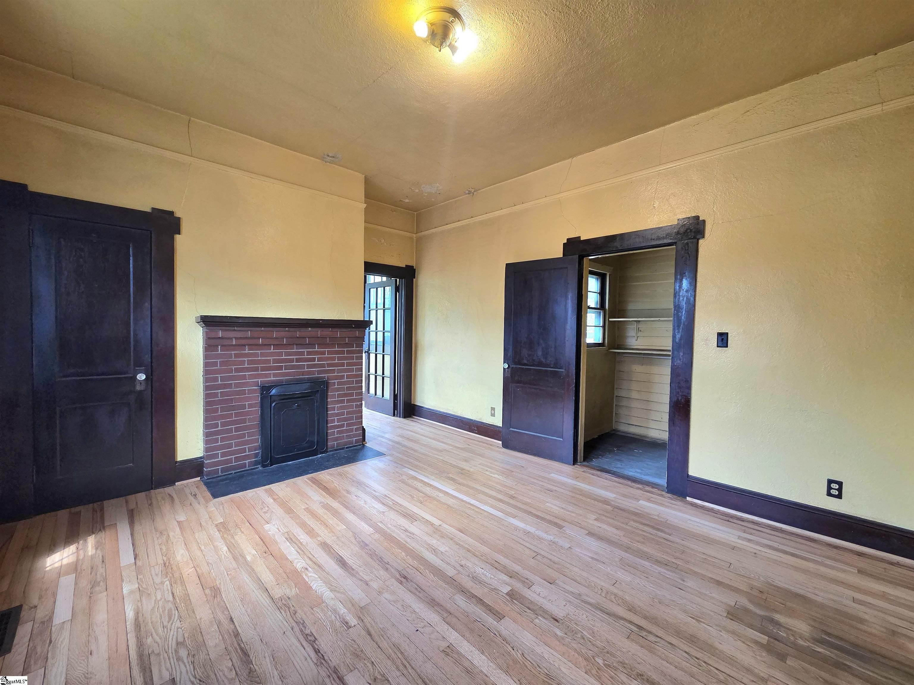 290 Hydrick Street Spartanburg, SC 29306