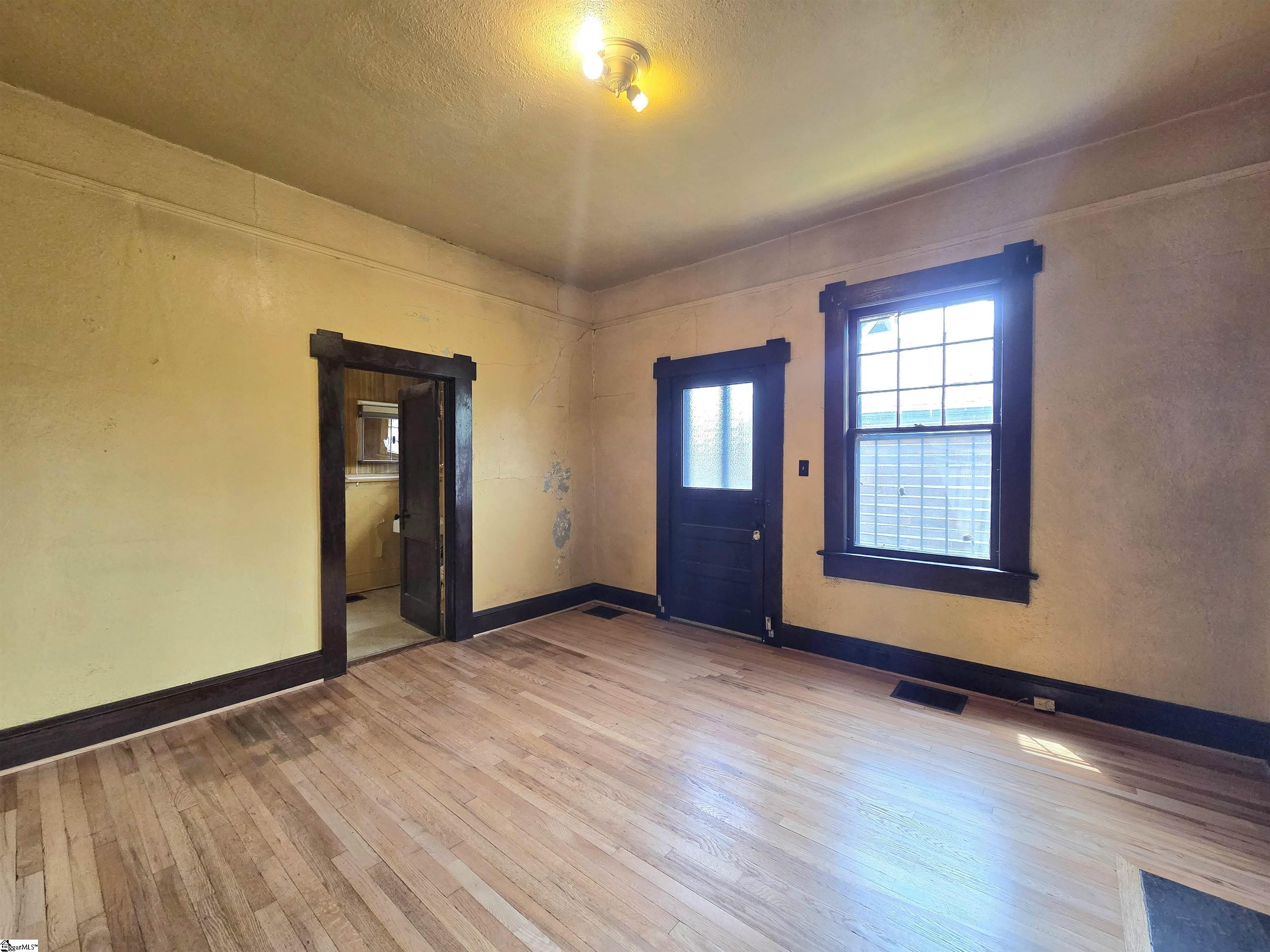 290 Hydrick Street Spartanburg, SC 29306