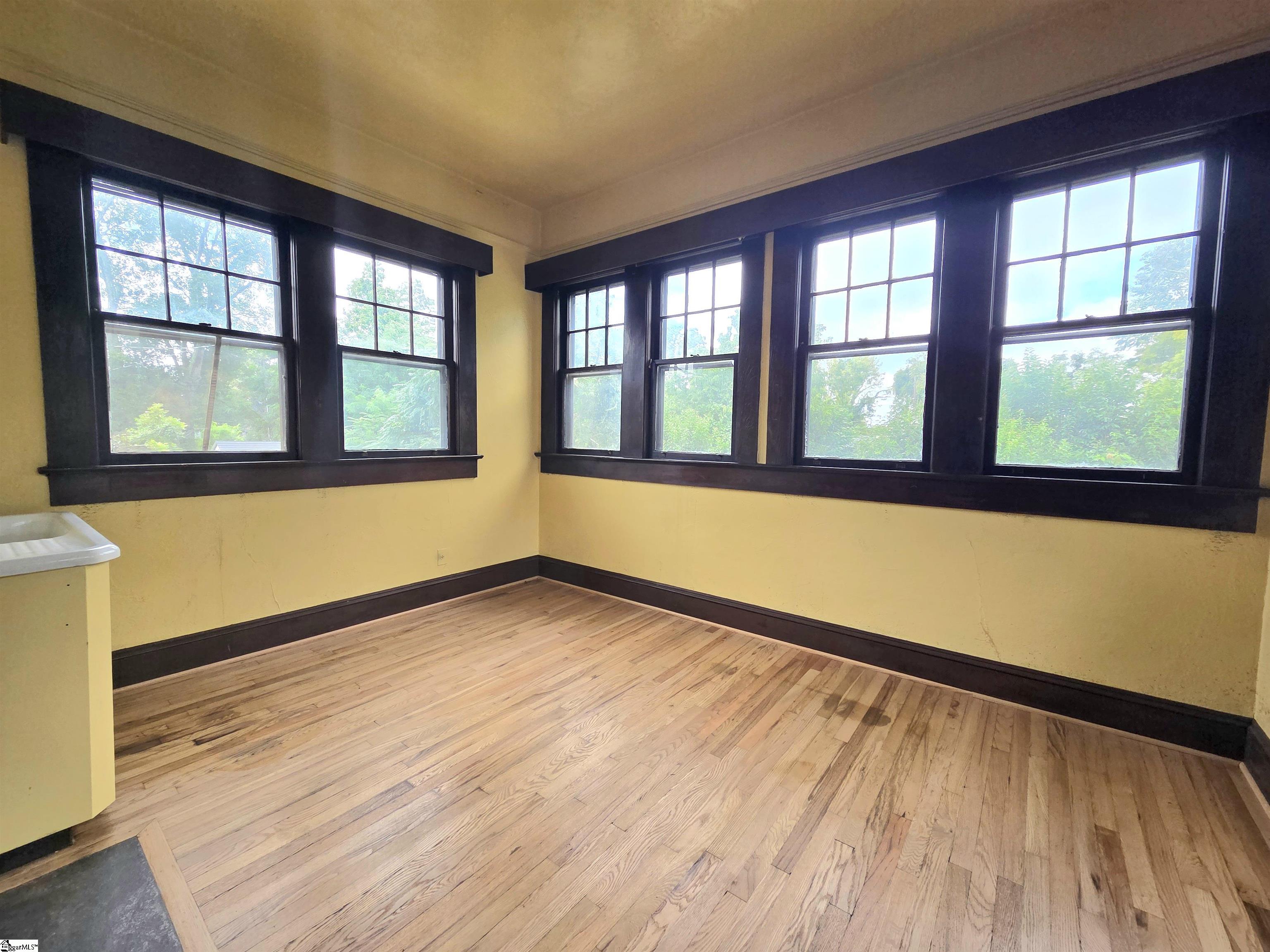 290 Hydrick Street Spartanburg, SC 29306