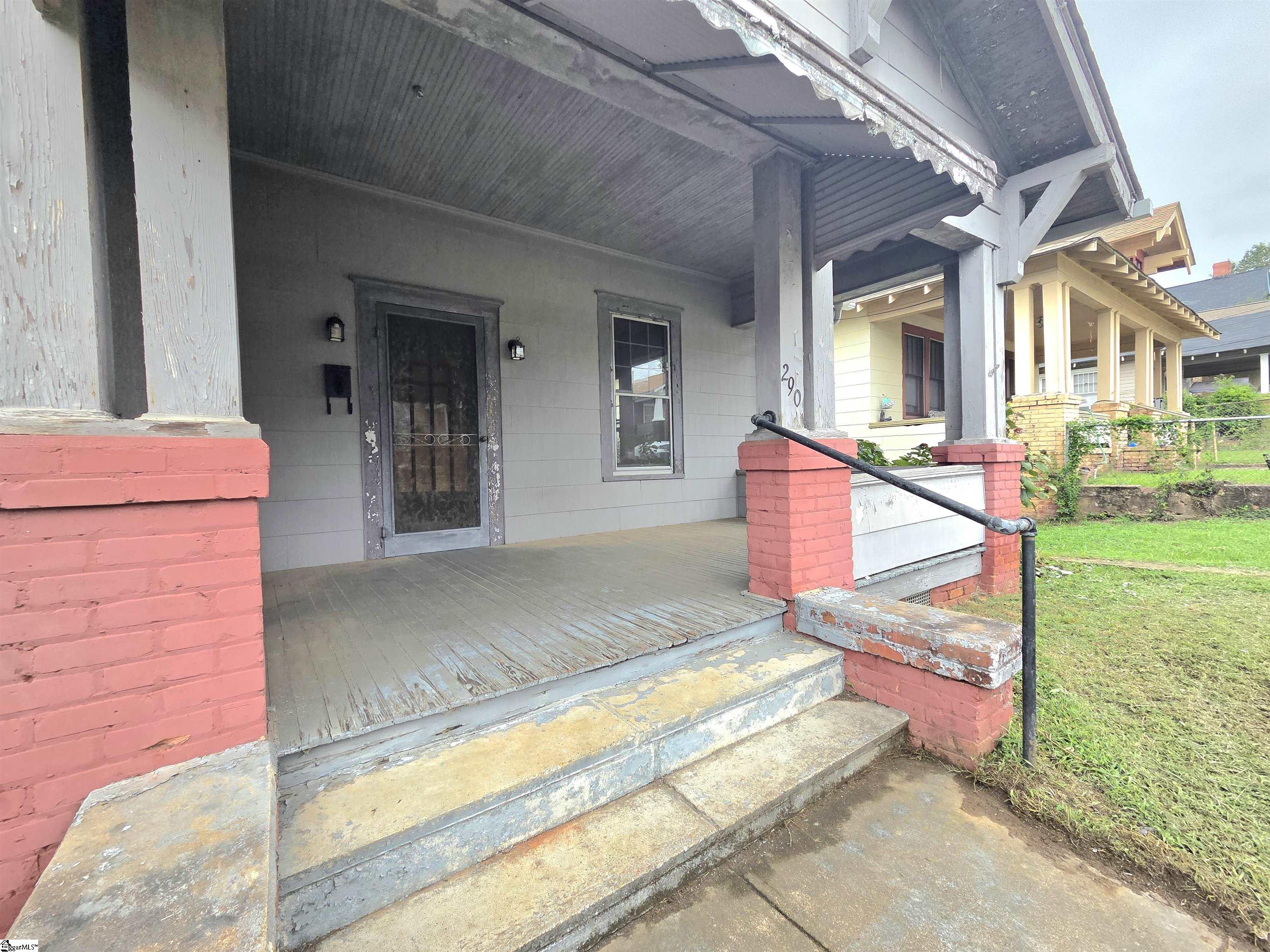 290 Hydrick Street Spartanburg, SC 29306
