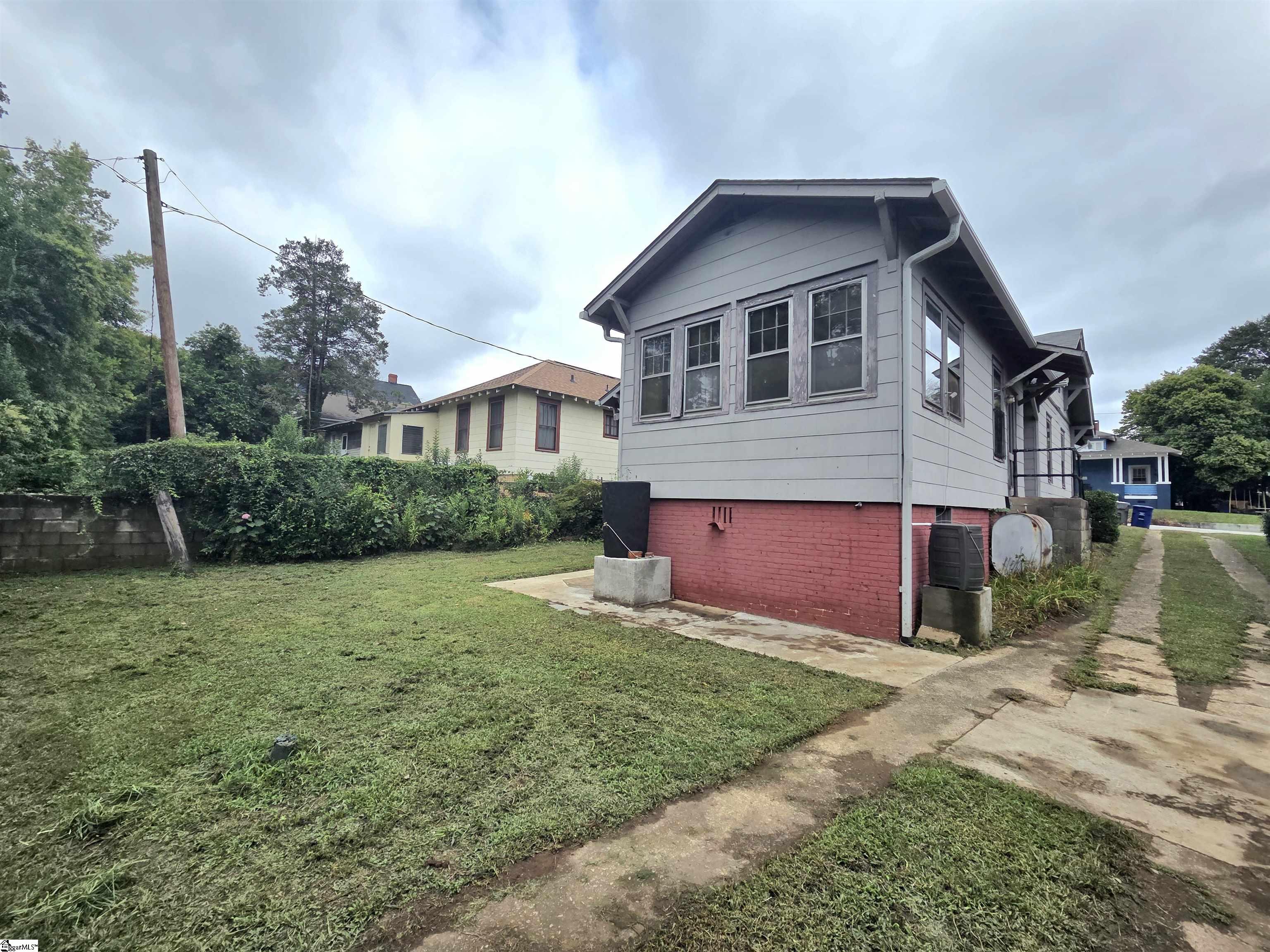 290 Hydrick Street Spartanburg, SC 29306