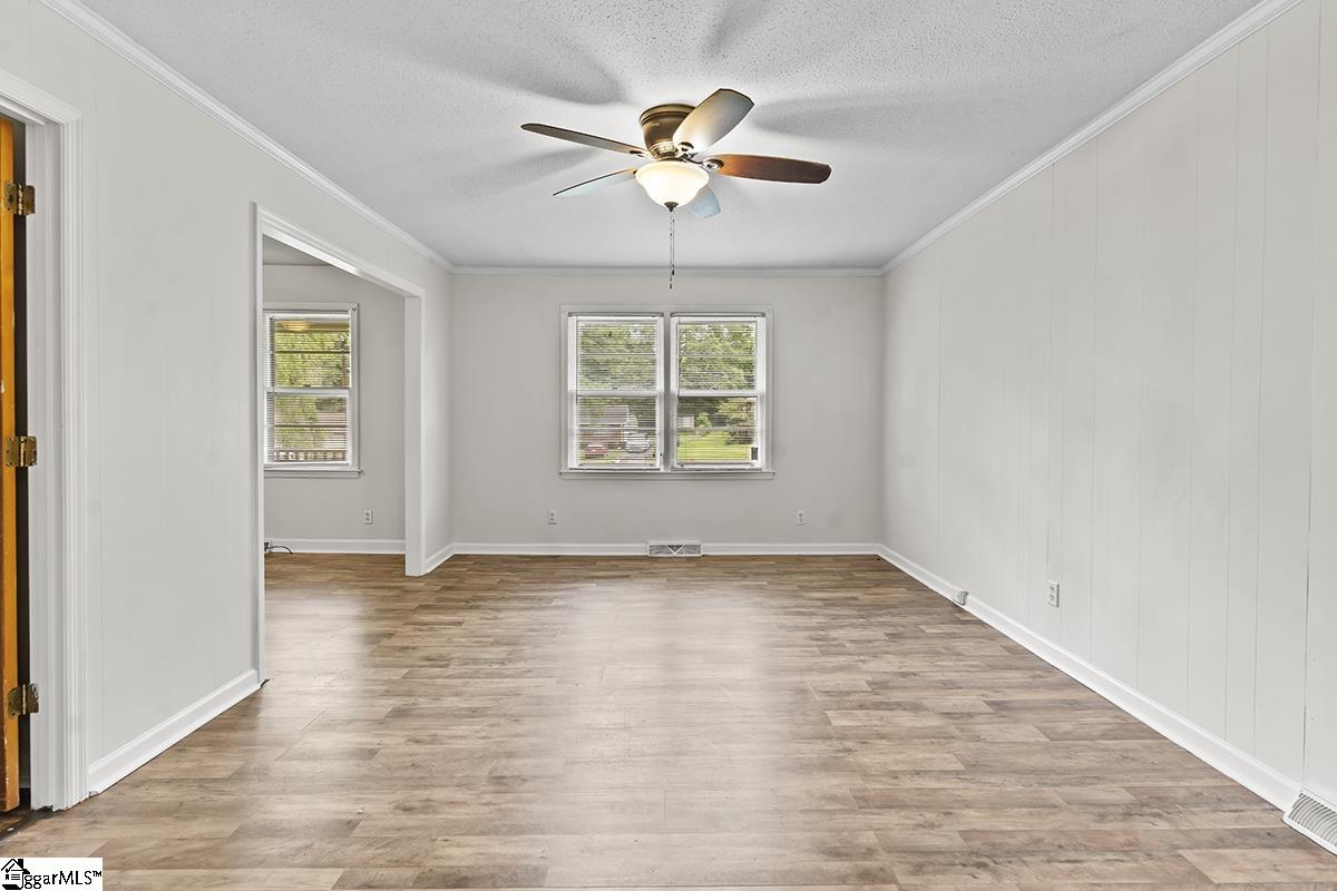 107 Avondale Road Greenwood, SC 29649
