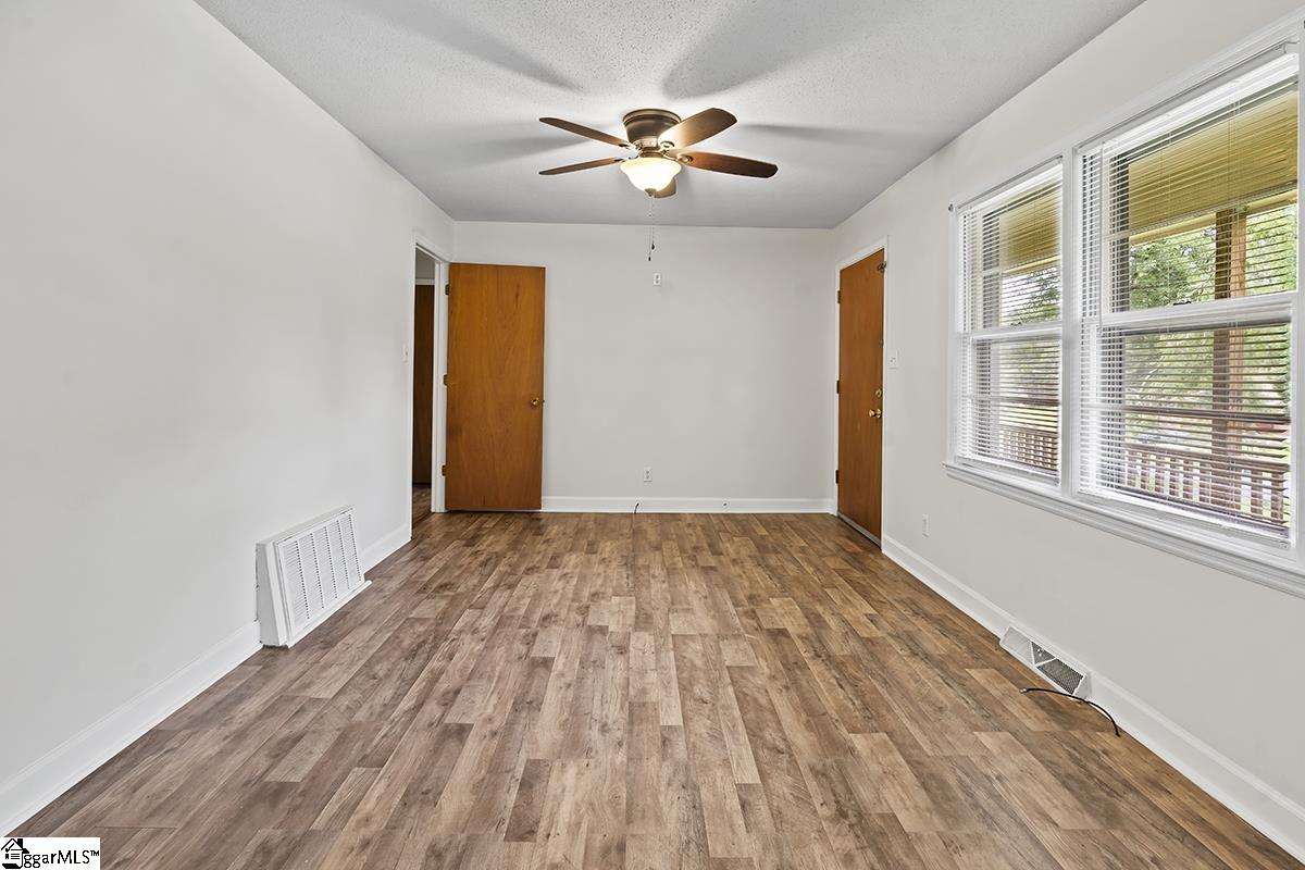 107 Avondale Road Greenwood, SC 29649