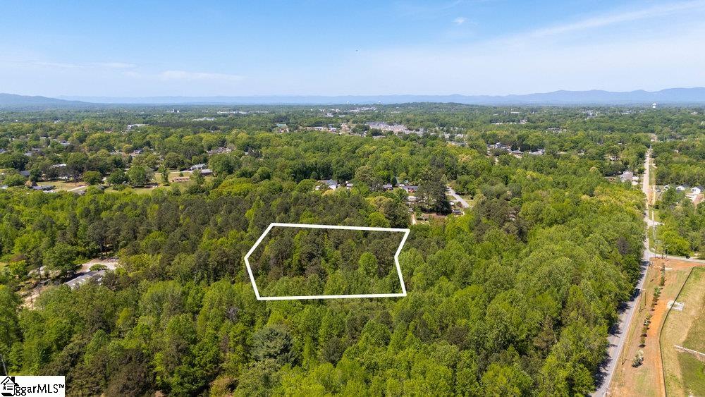 218 Pleasant Drive Greer, SC 29651