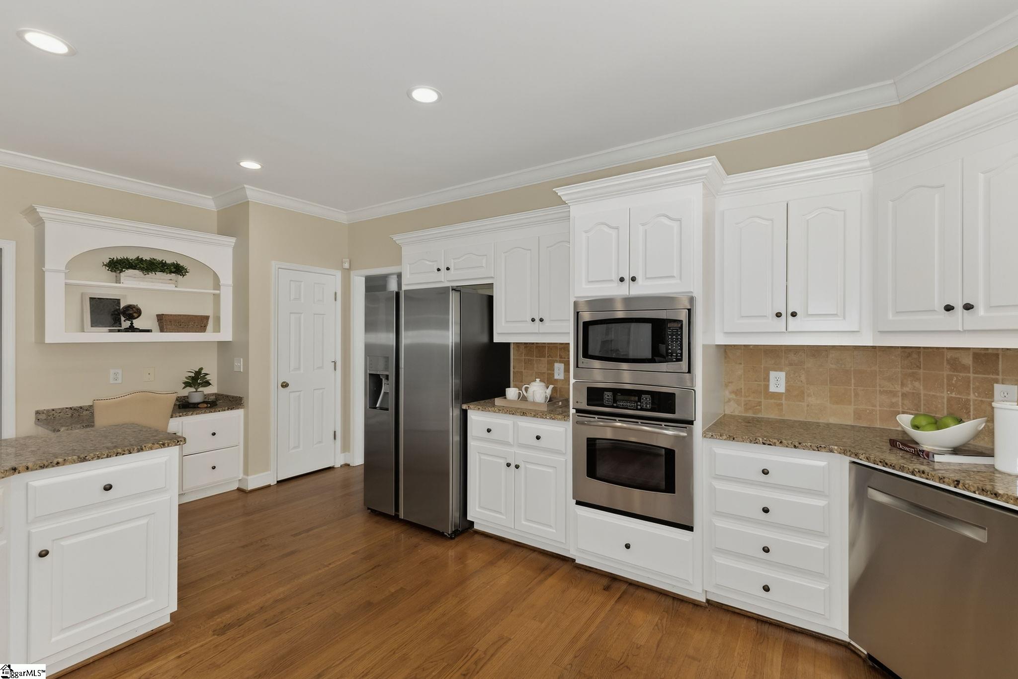 7 Hitchcock Lane Greenville, SC 29615