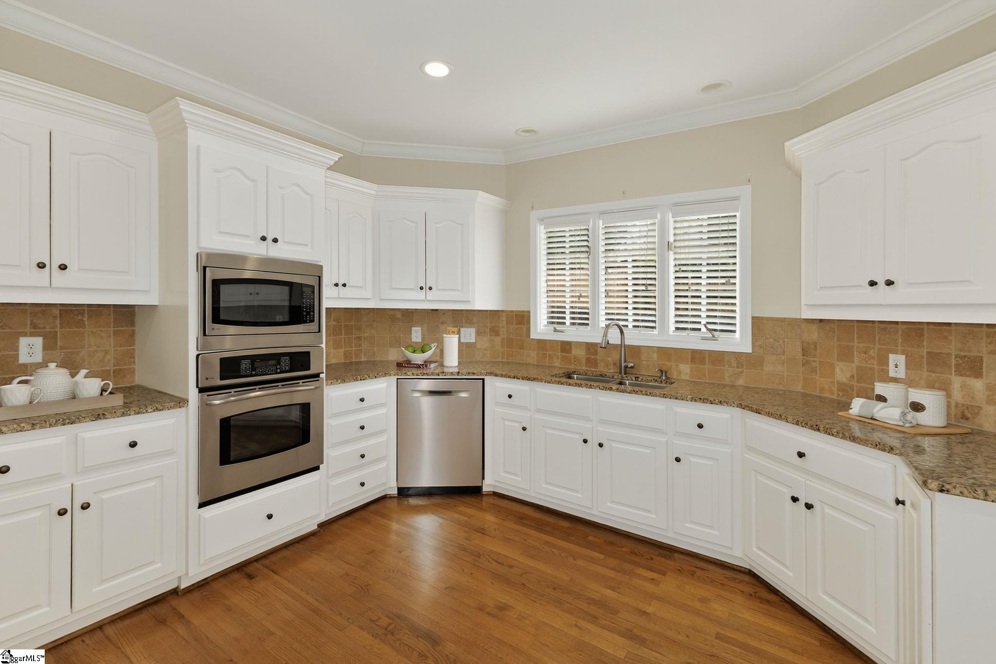 7 Hitchcock Lane Greenville, SC 29615