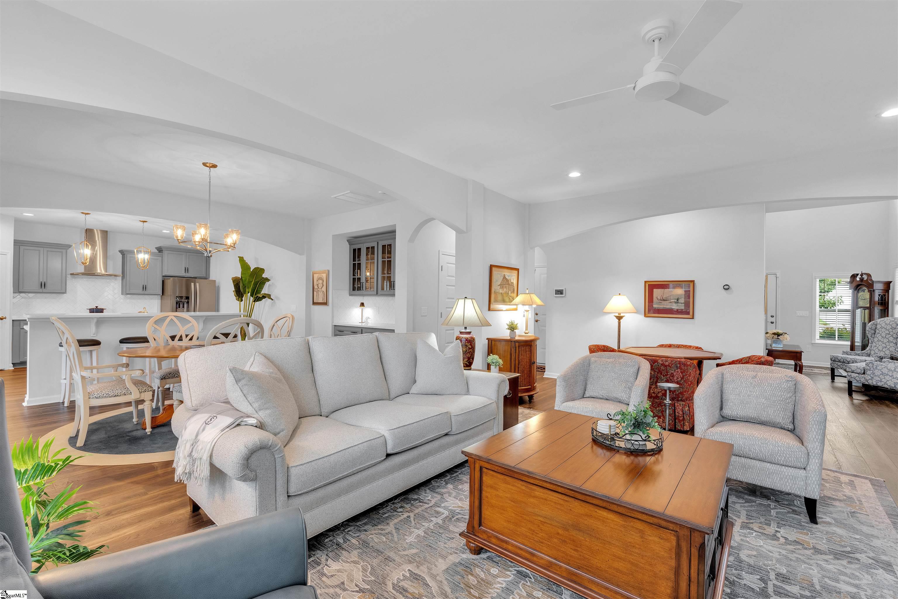 207 Reseda Drive Greenville, SC 29607