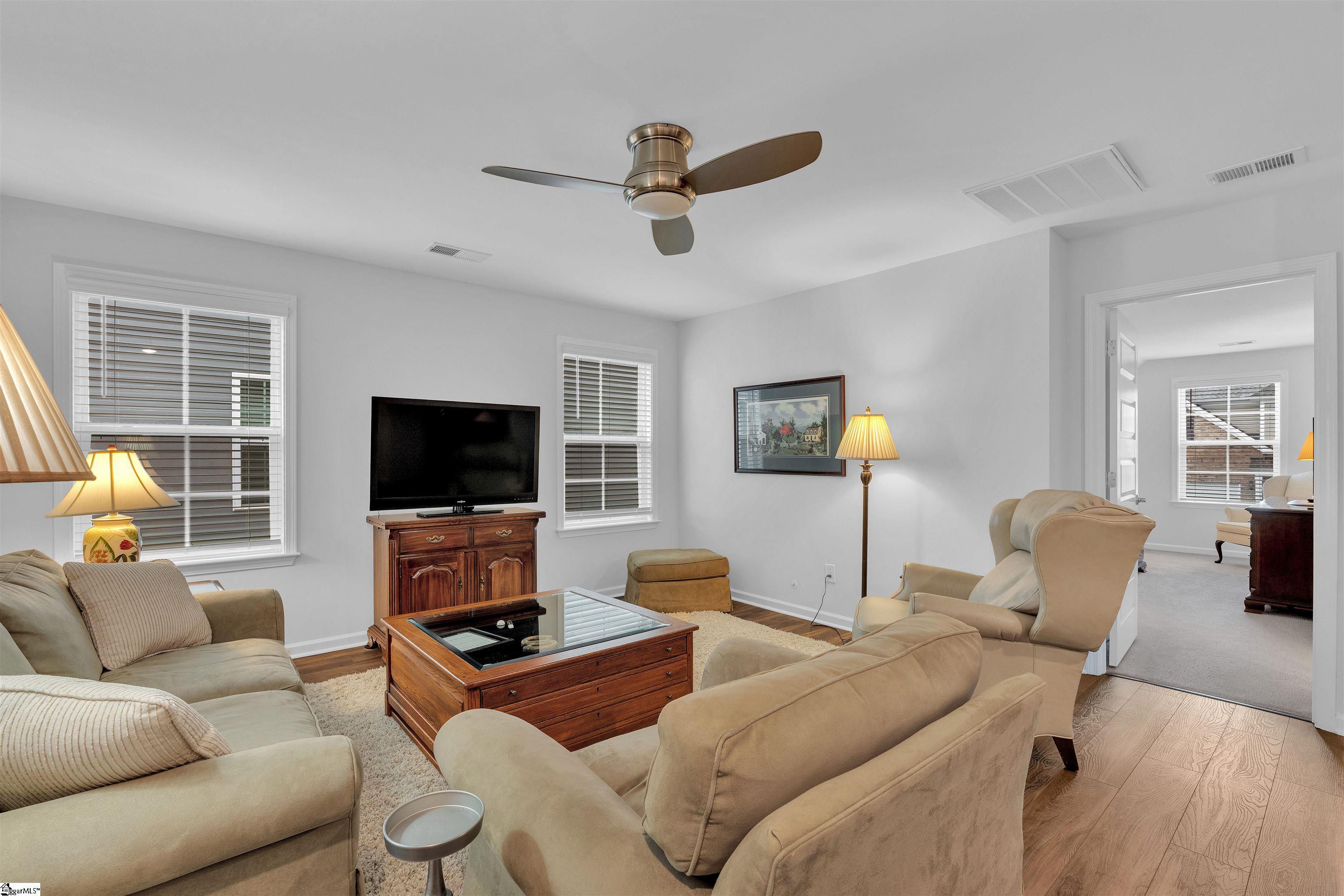 207 Reseda Drive Greenville, SC 29607
