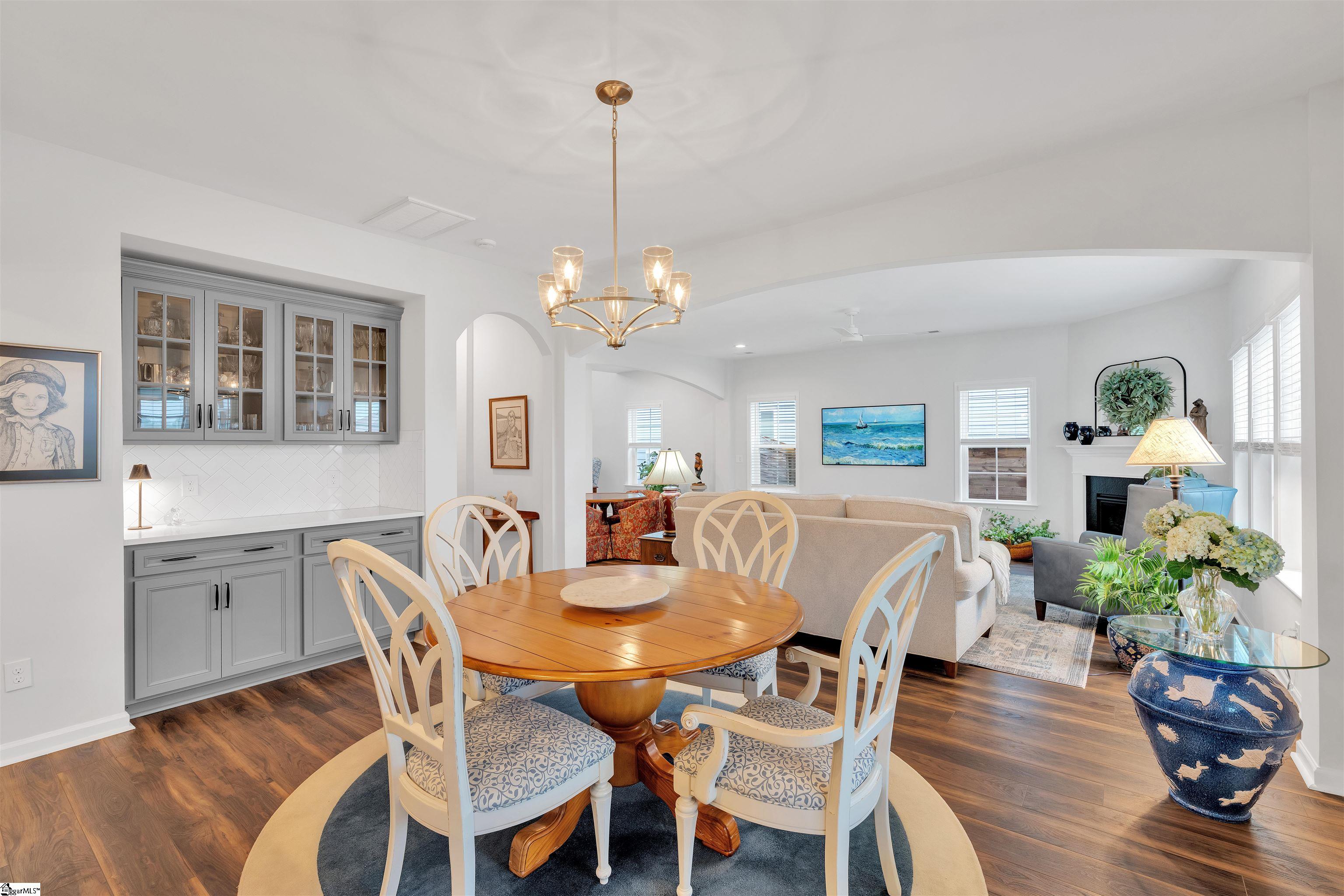 207 Reseda Drive Greenville, SC 29607