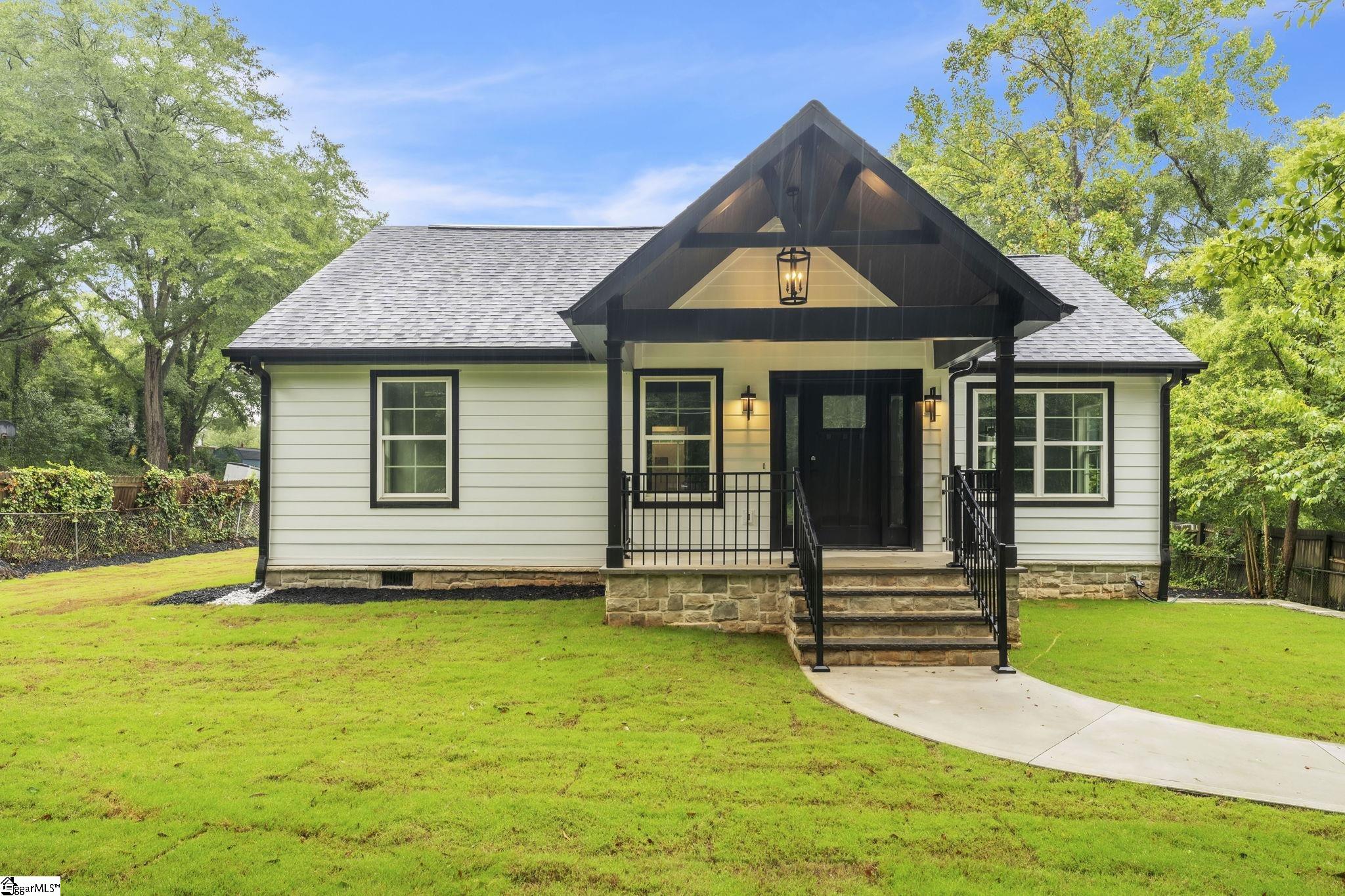 12 Old Grove Road Greenville, SC 29605