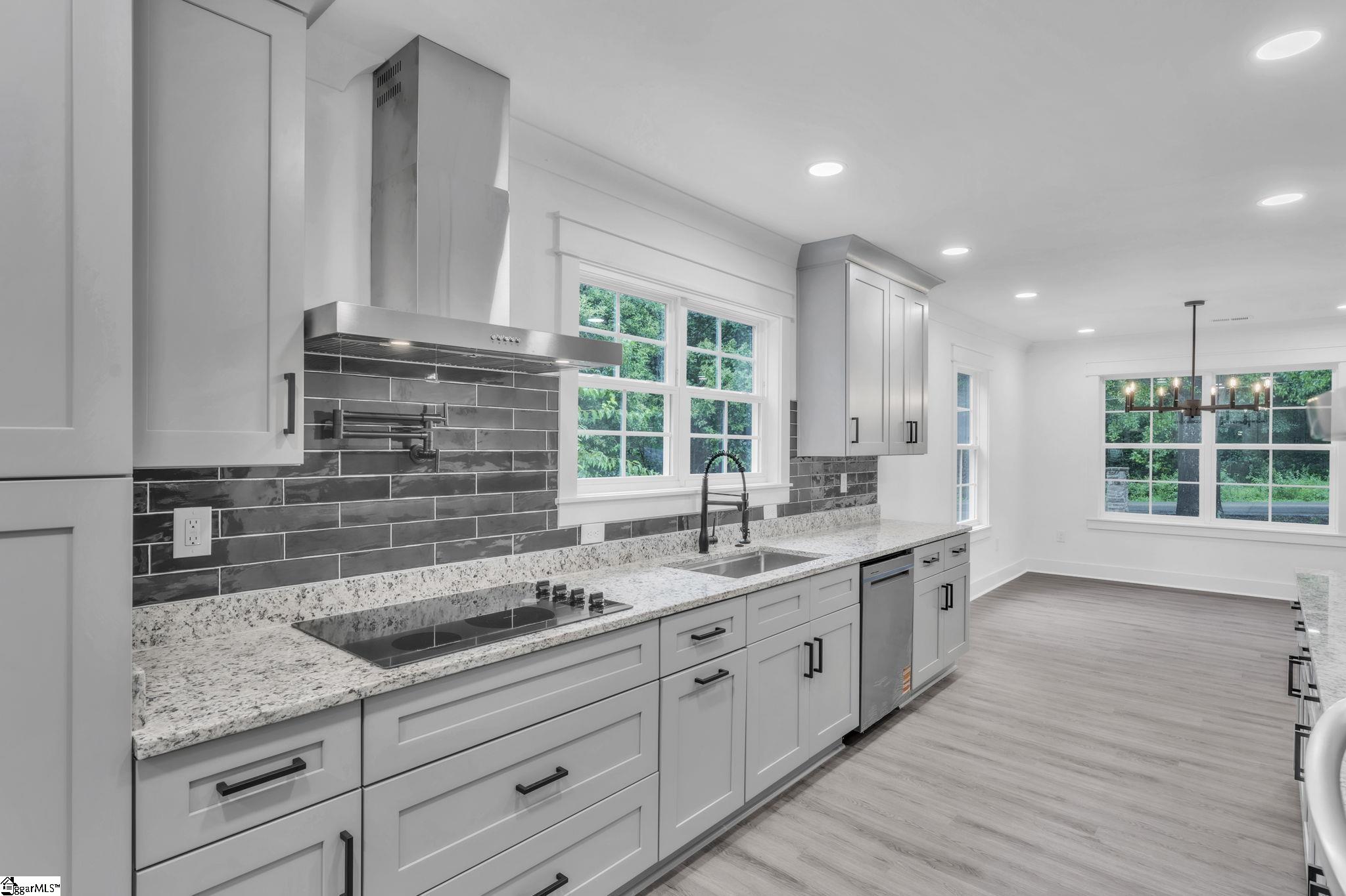 12 Old Grove Road Greenville, SC 29605