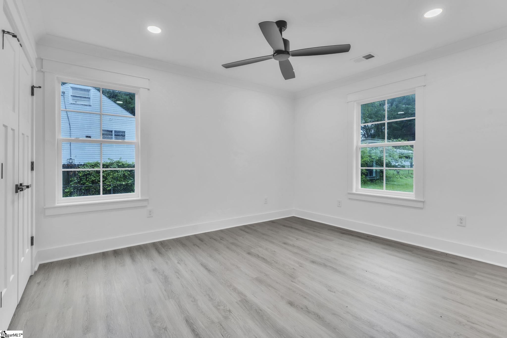 12 Old Grove Road Greenville, SC 29605
