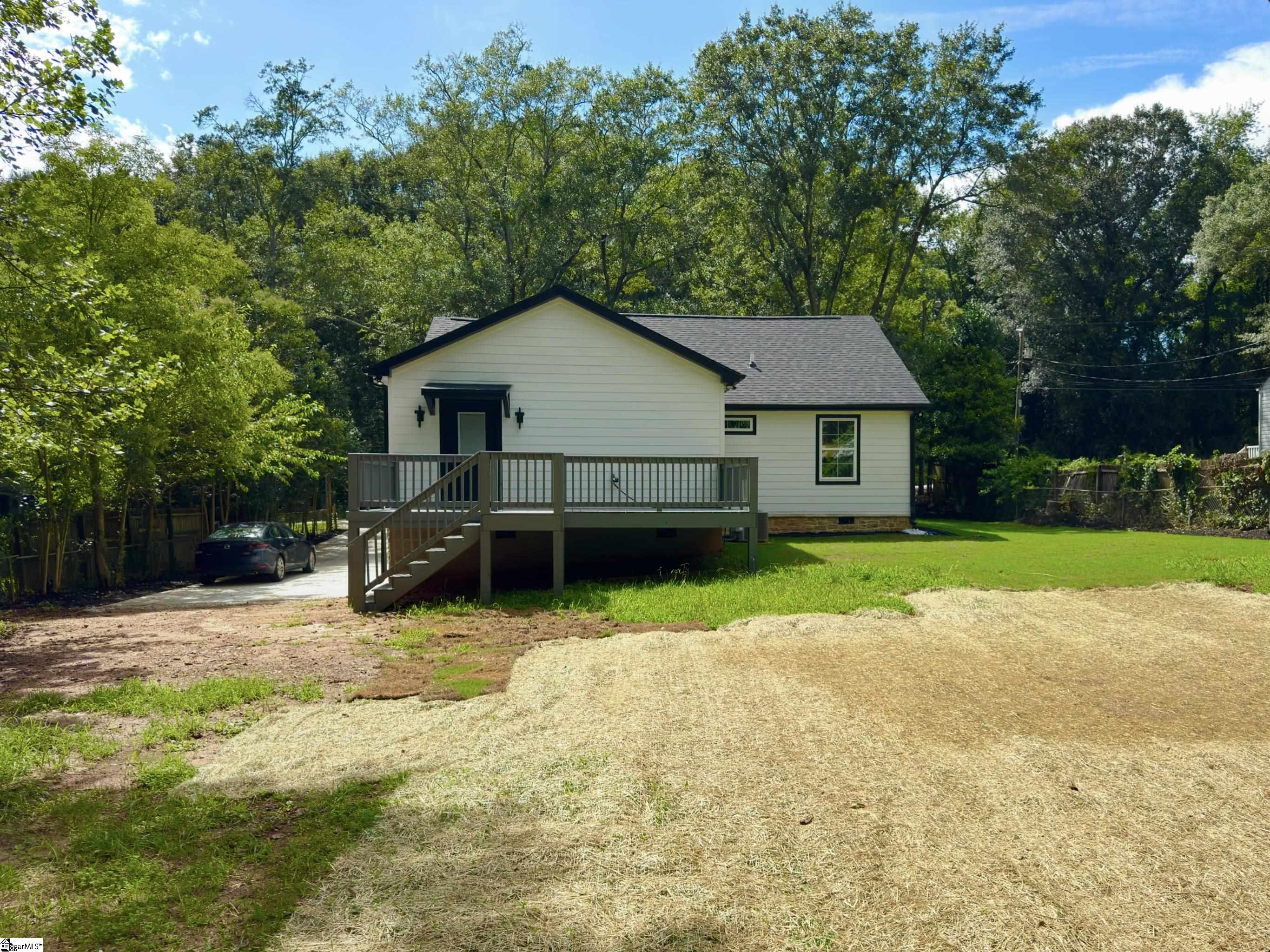 12 Old Grove Road Greenville, SC 29605