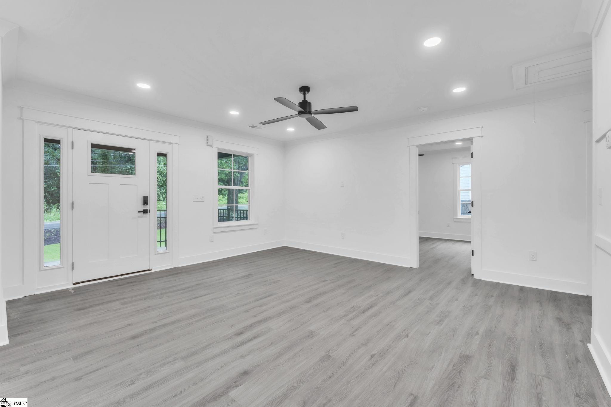 12 Old Grove Road Greenville, SC 29605