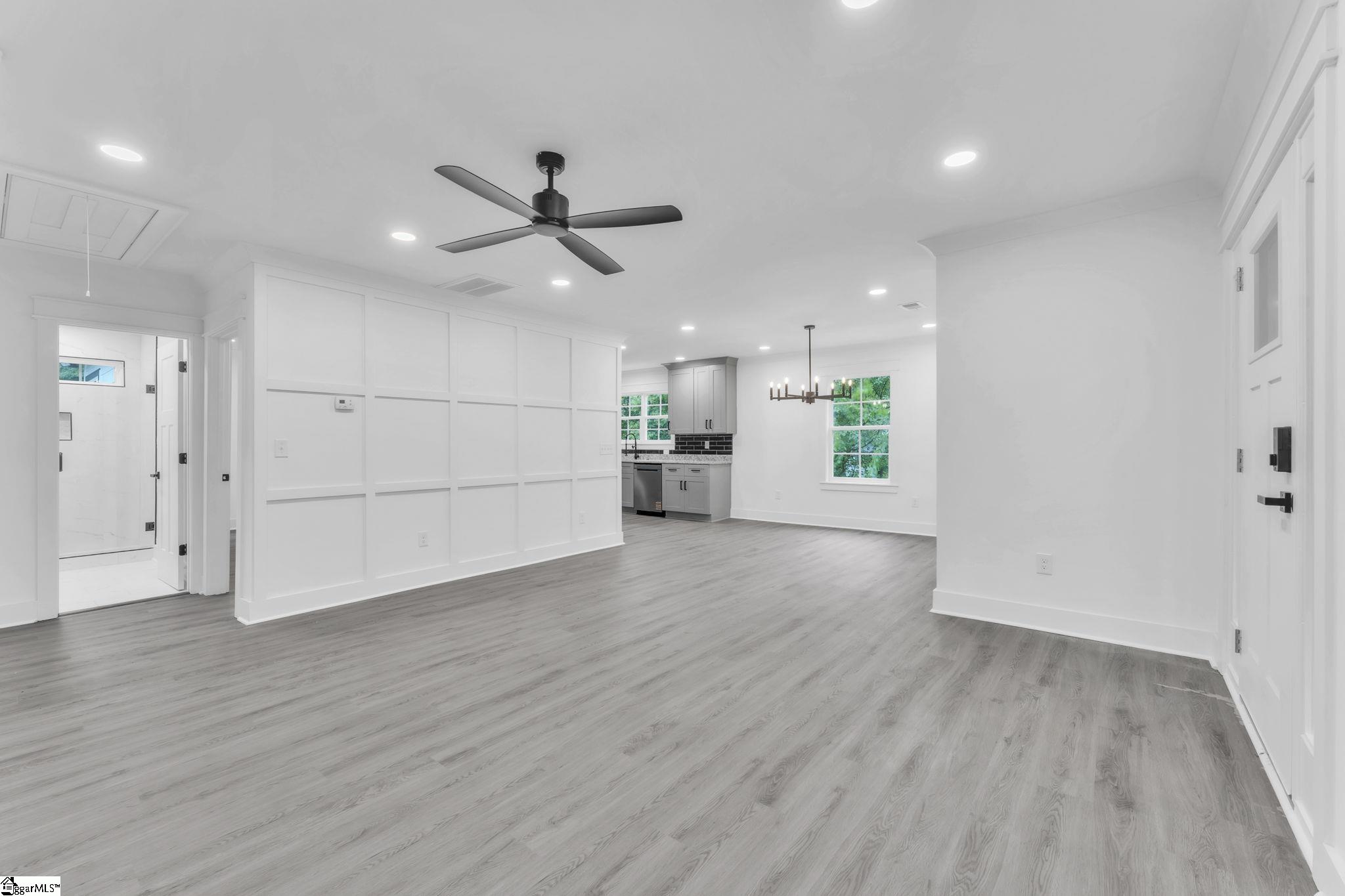 12 Old Grove Road Greenville, SC 29605