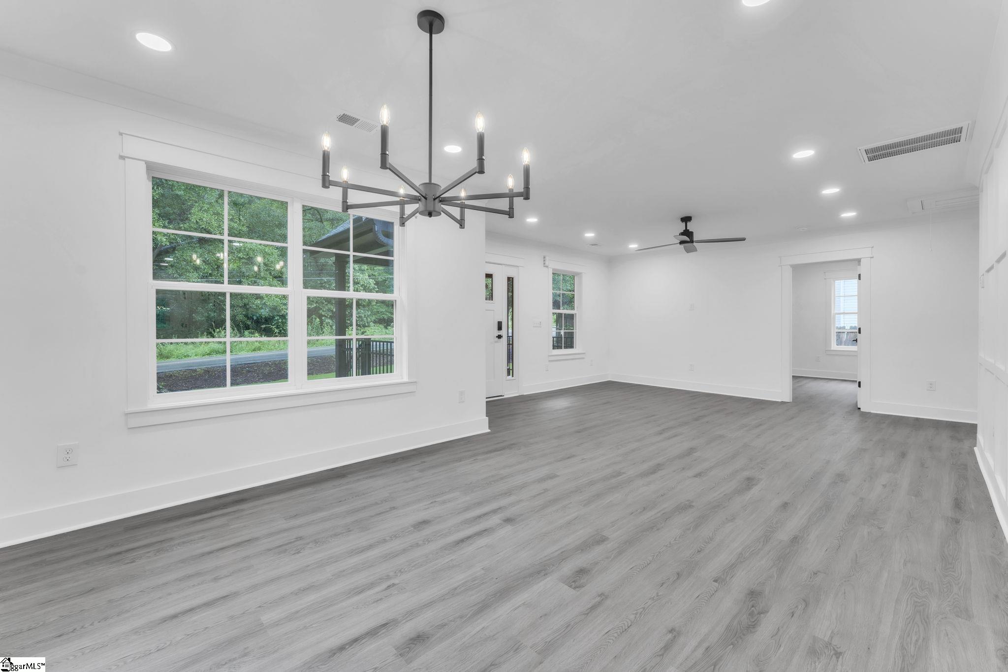 12 Old Grove Road Greenville, SC 29605
