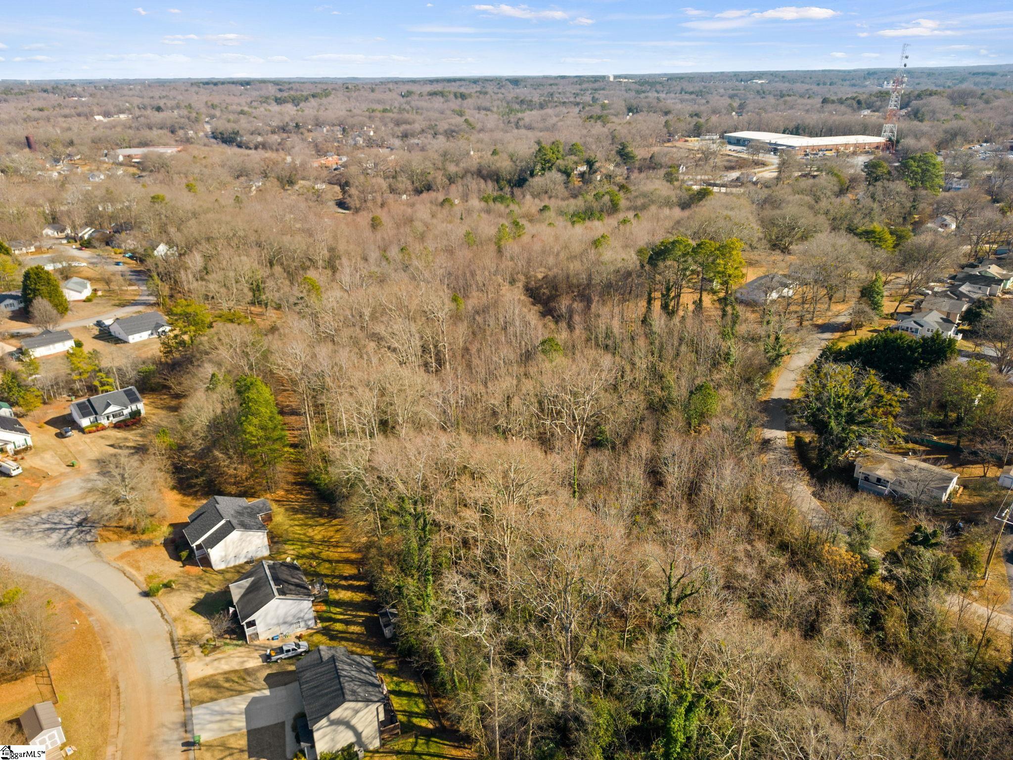 445 Blairwood Court Spartanburg, SC 29303