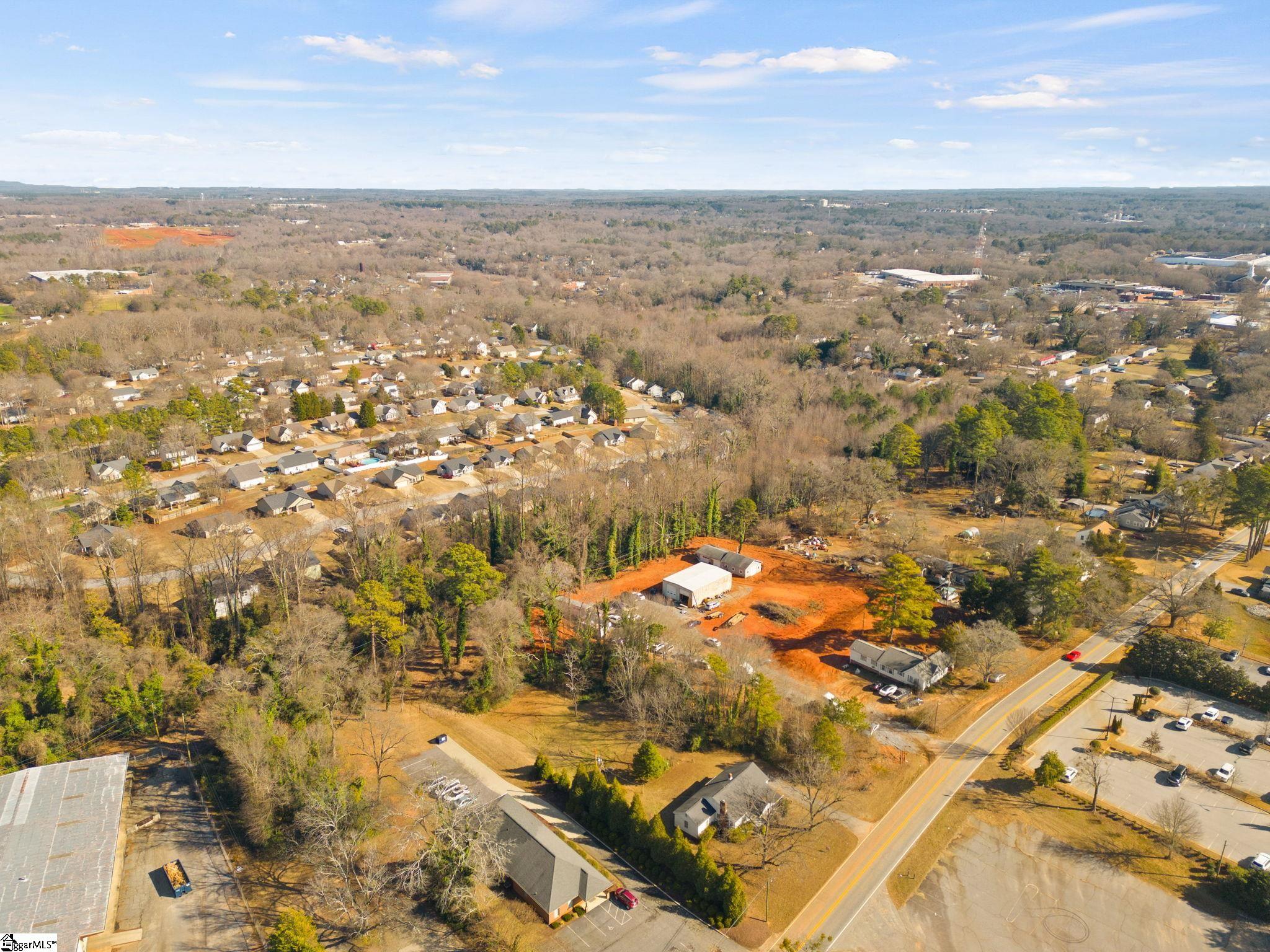 445 Blairwood Court Spartanburg, SC 29303