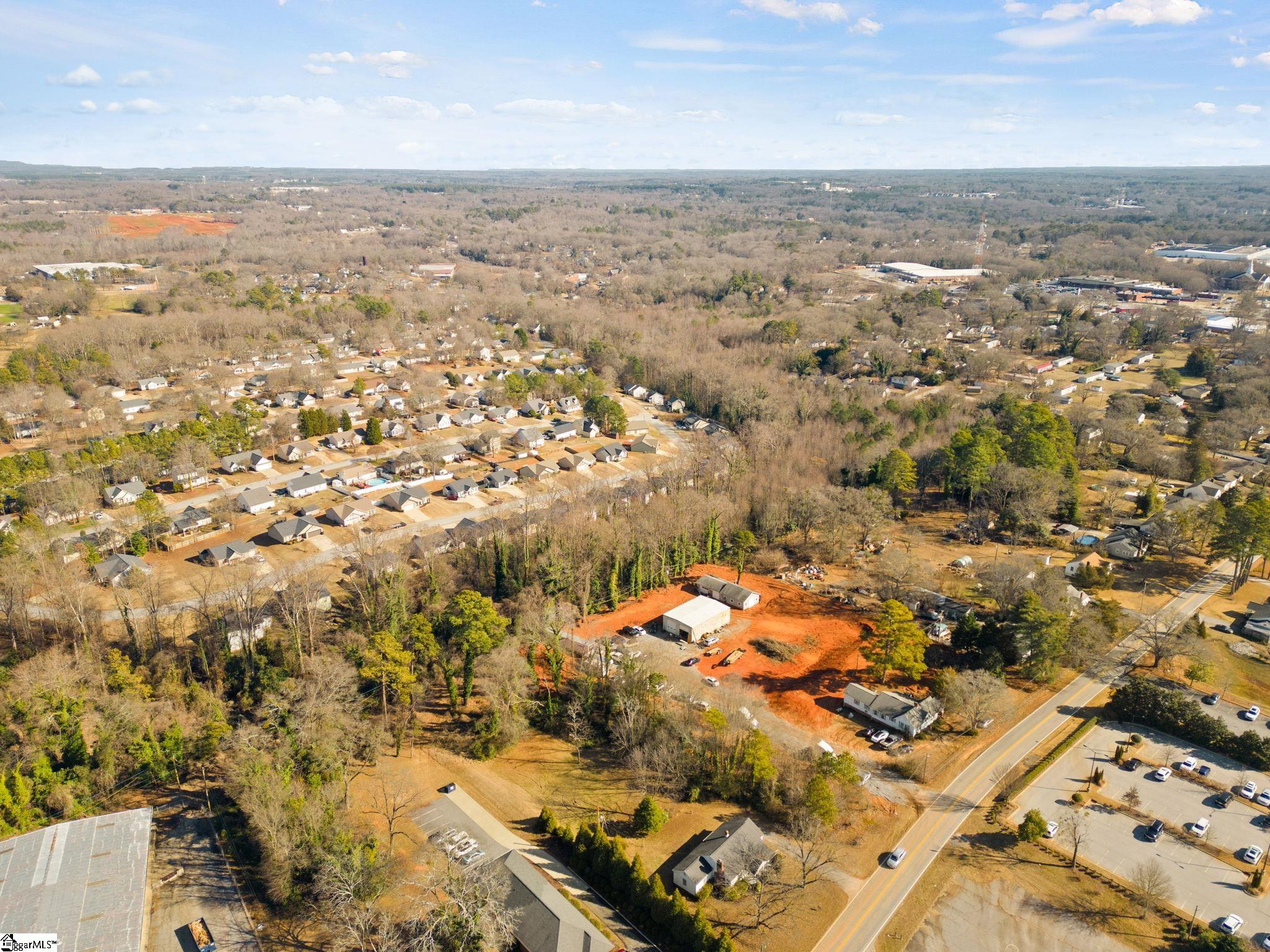 445 Blairwood Court Spartanburg, SC 29303