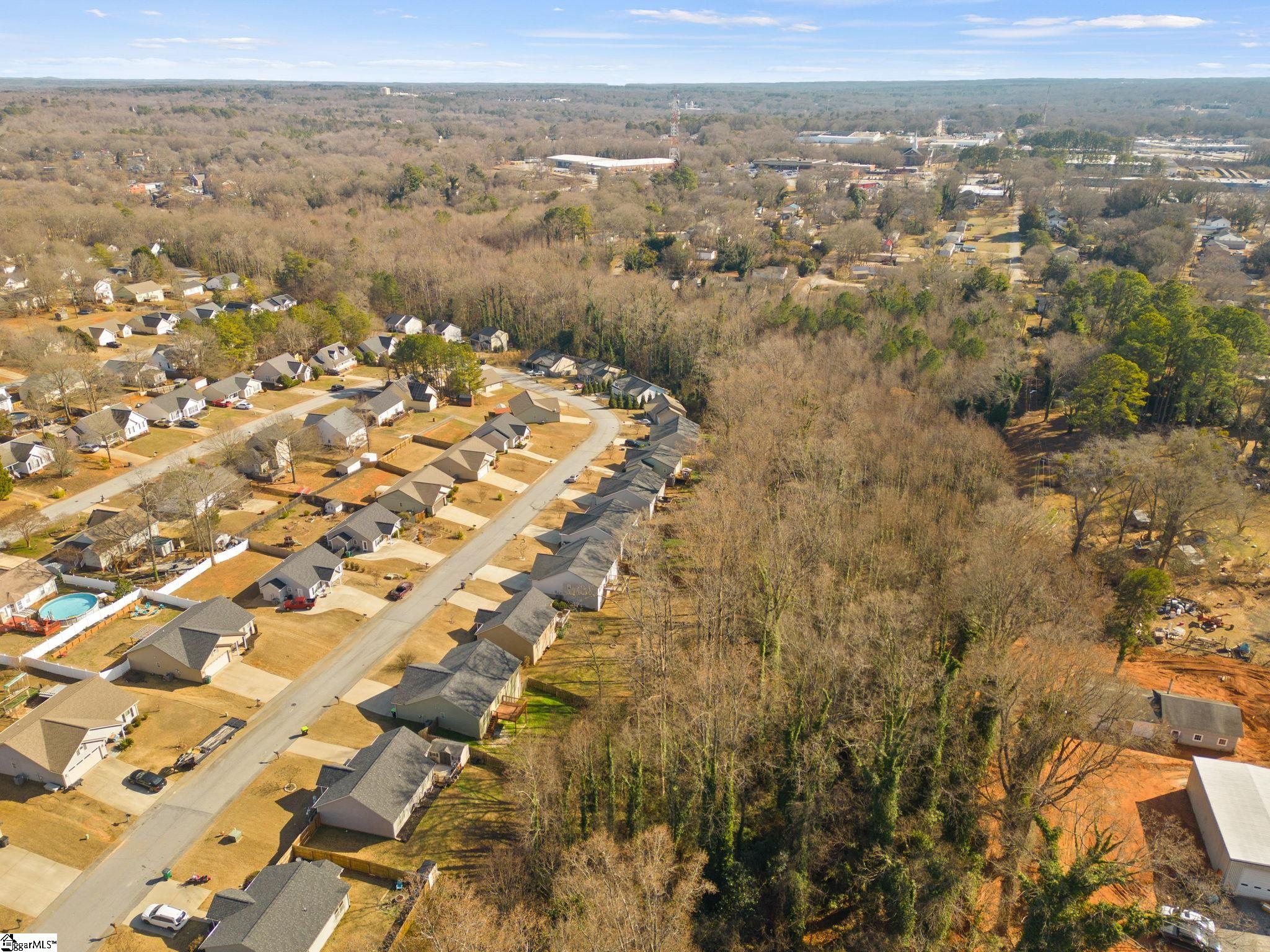 445 Blairwood Court Spartanburg, SC 29303
