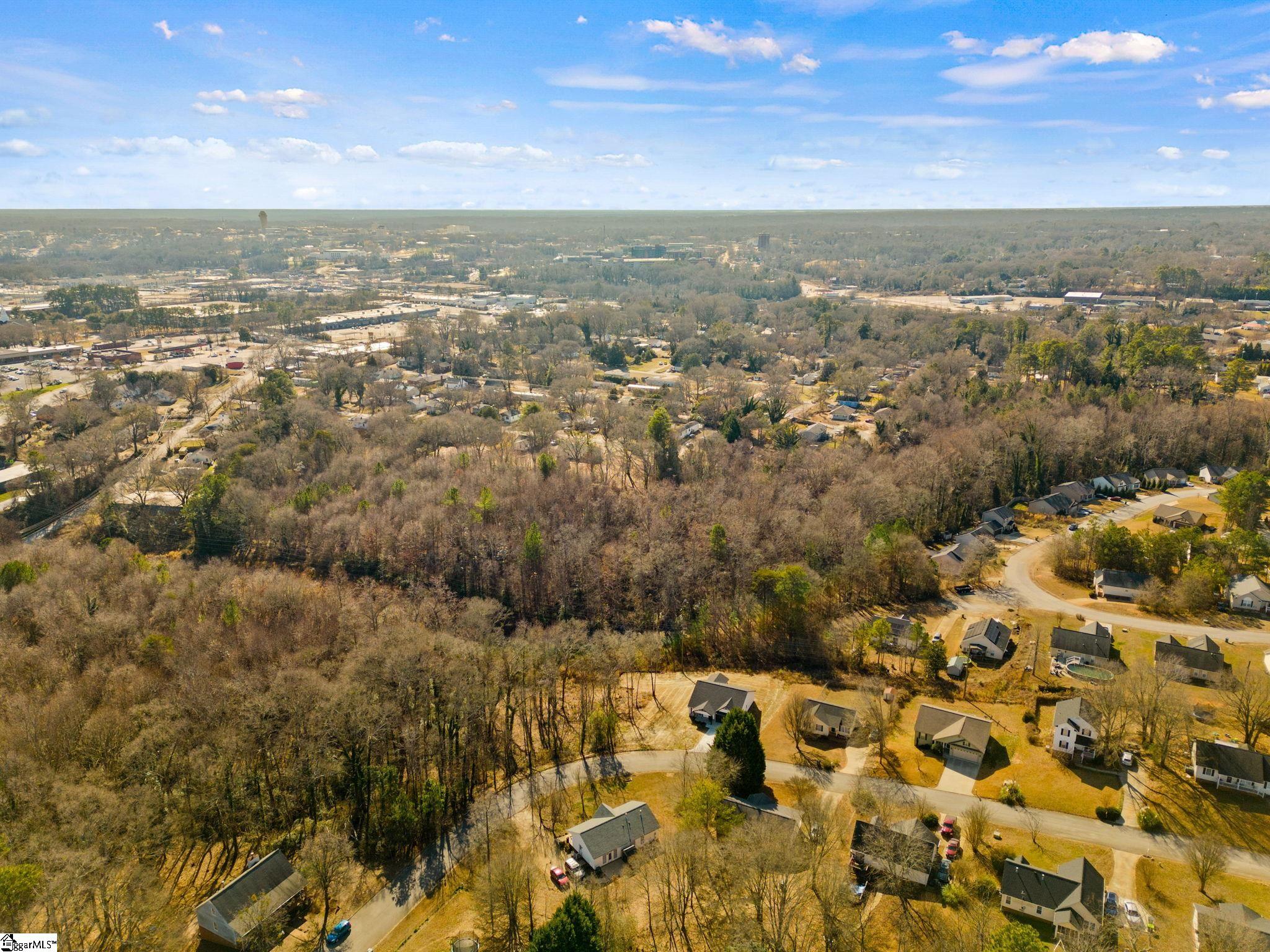 445 Blairwood Court Spartanburg, SC 29303