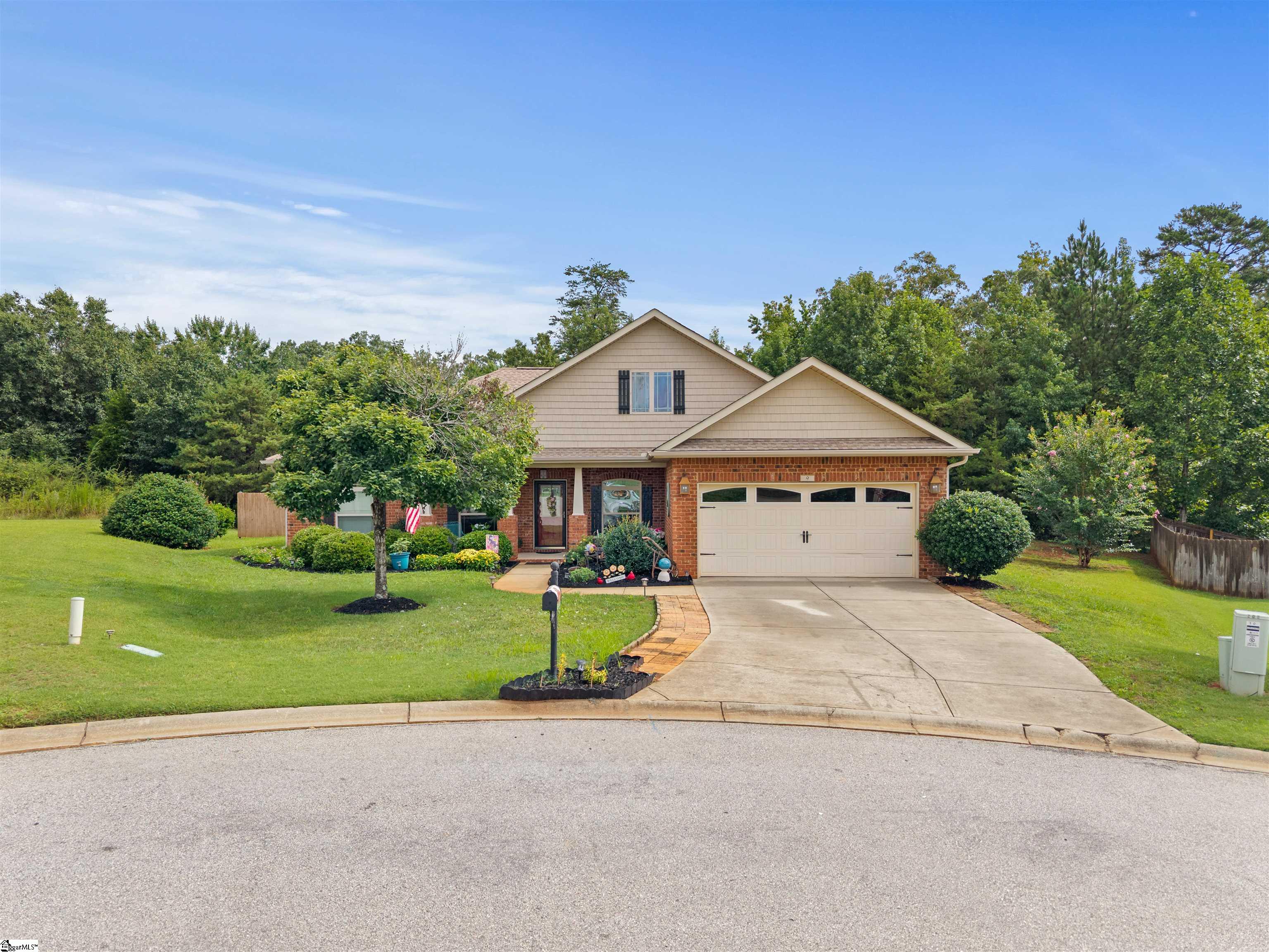 9 Leaping Brook Way Greenville, SC 29605