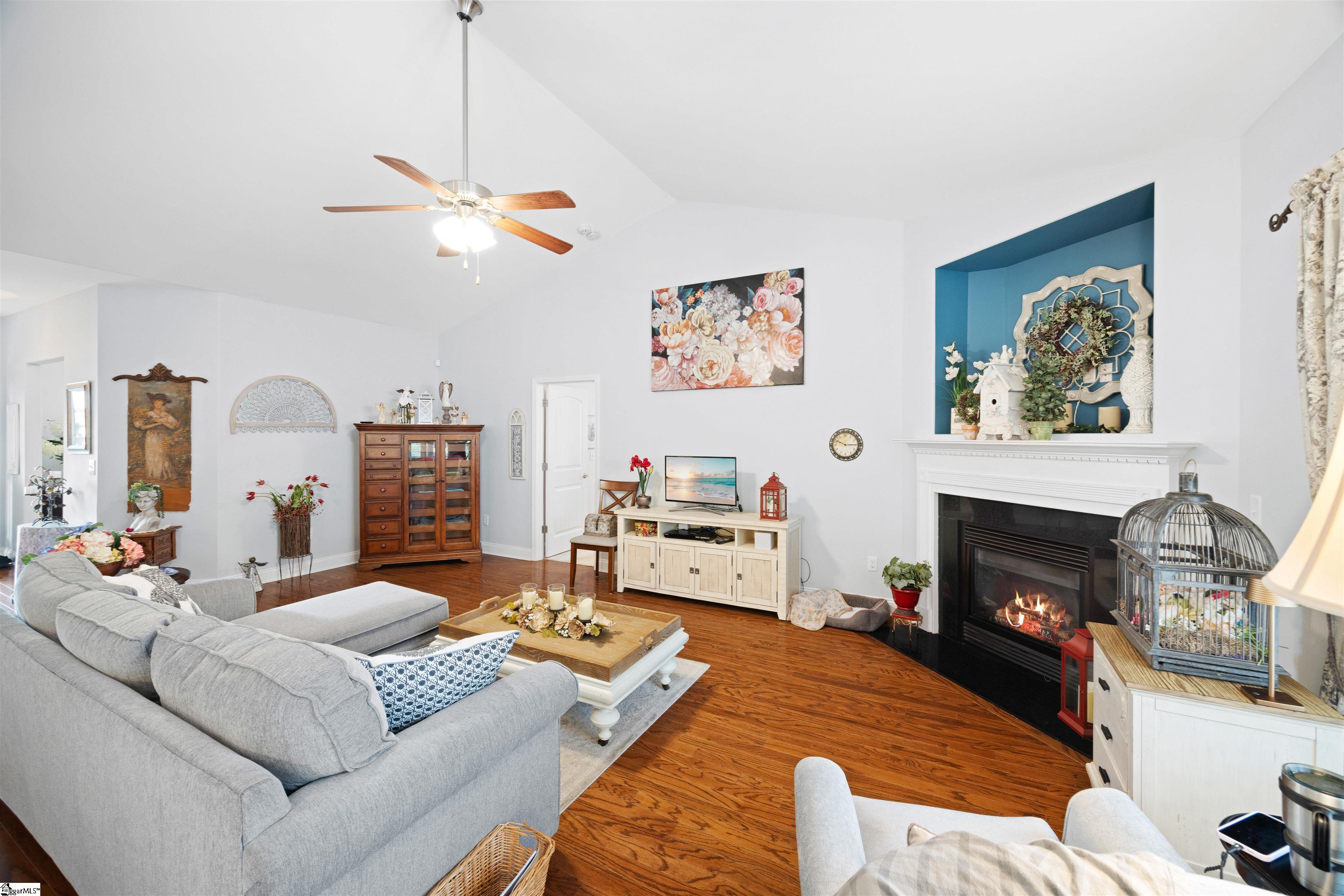 9 Leaping Brook Way Greenville, SC 29605