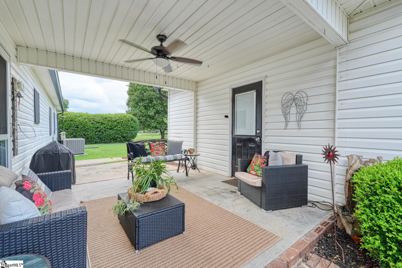 331 Vivians Court Woodruff, SC 29388