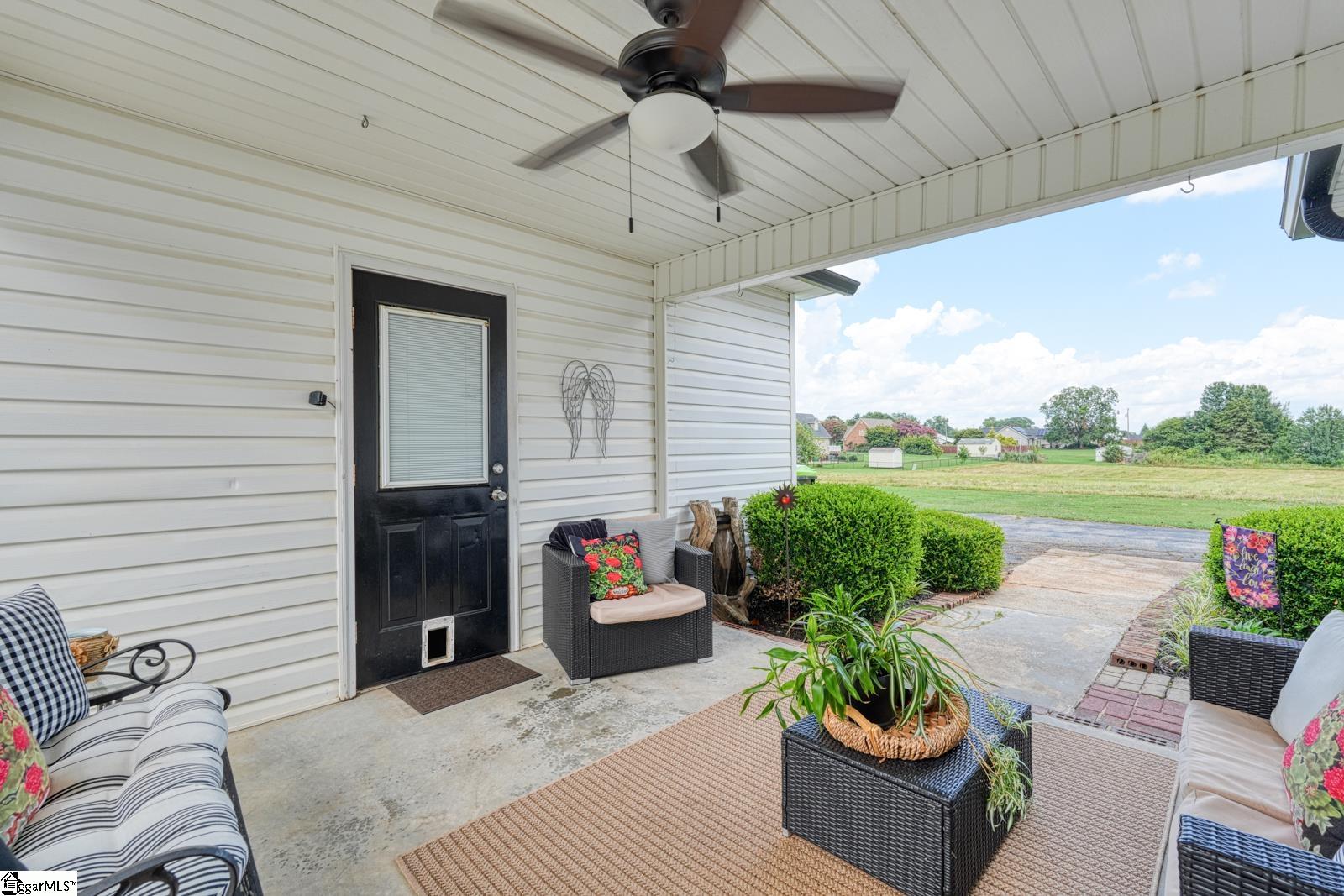 331 Vivians Court Woodruff, SC 29388