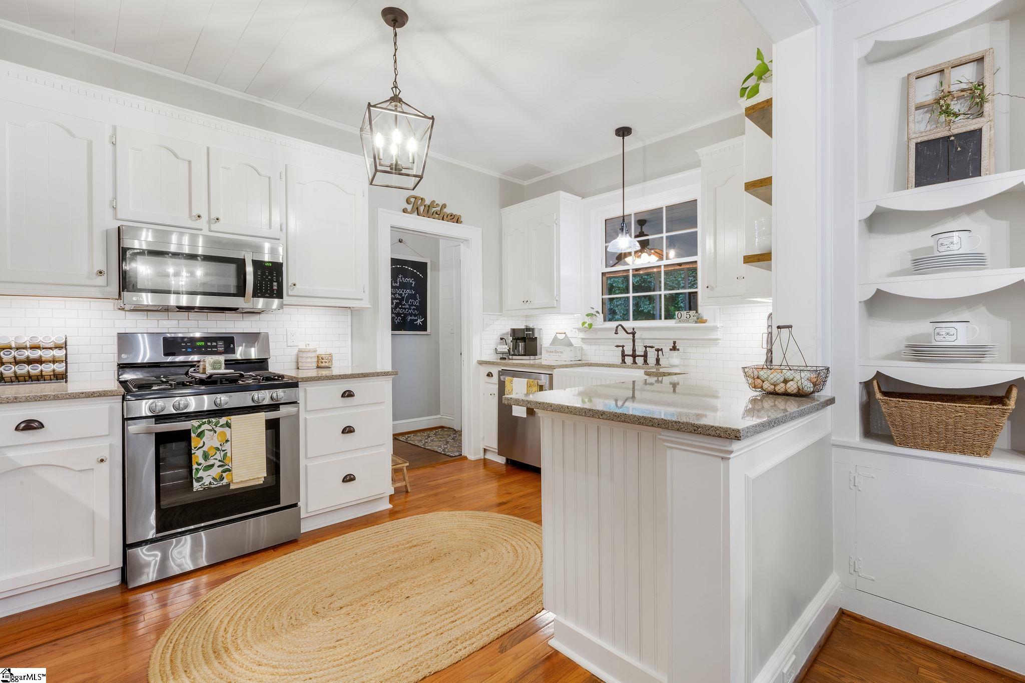 3982 N Highway Greer, SC 29651