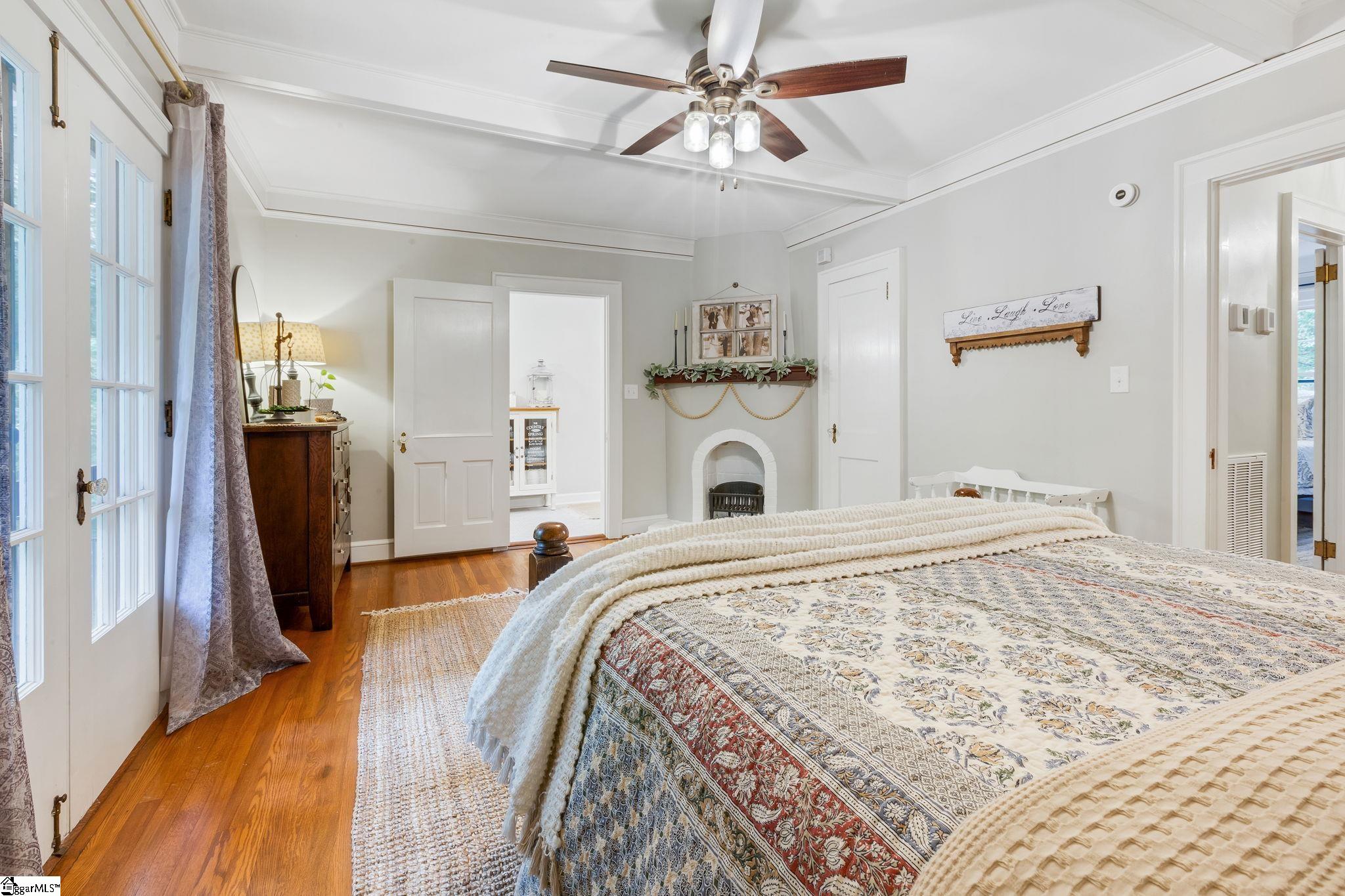 3982 N Highway Greer, SC 29651