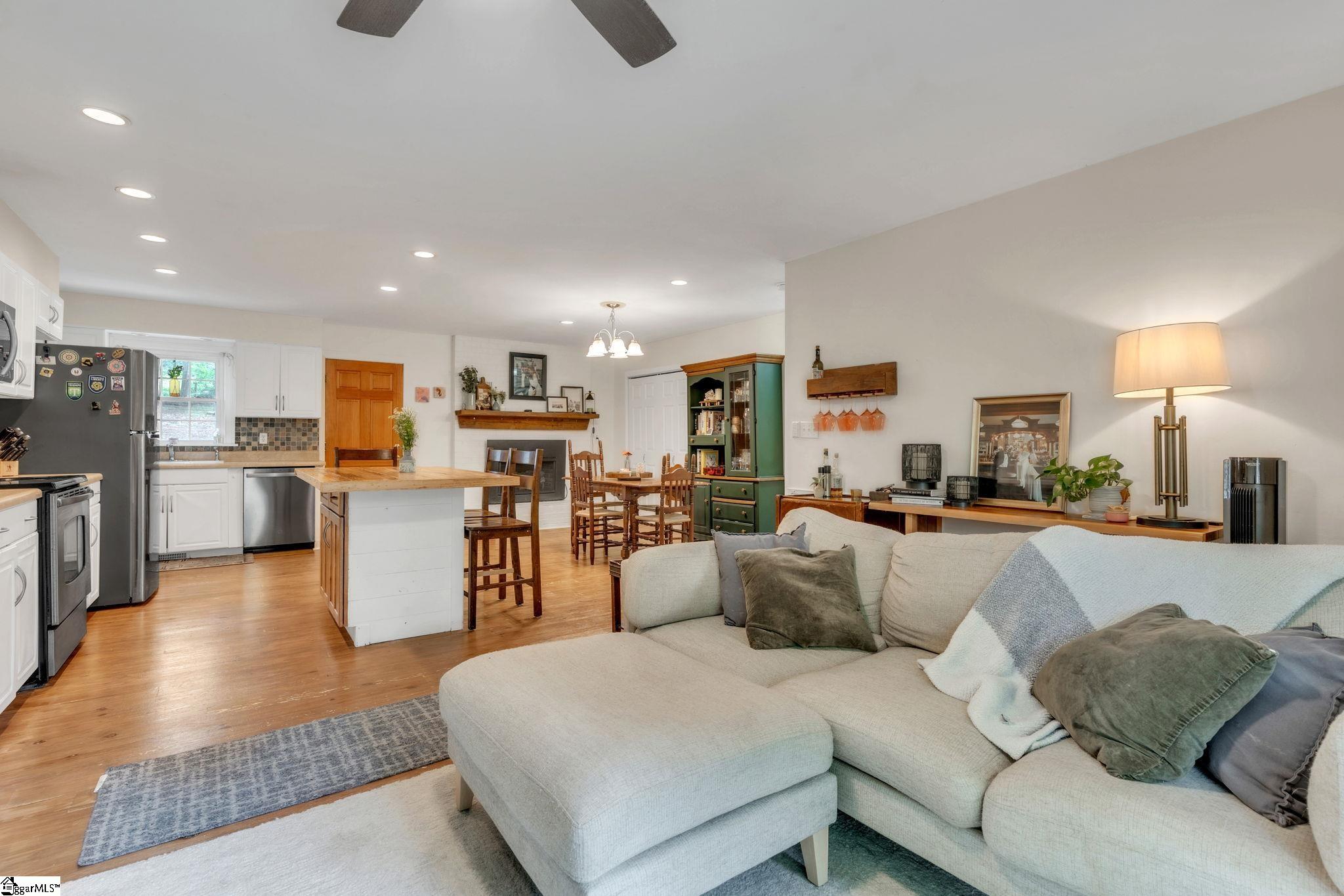 110 Cherokee Road Easley, SC 29642