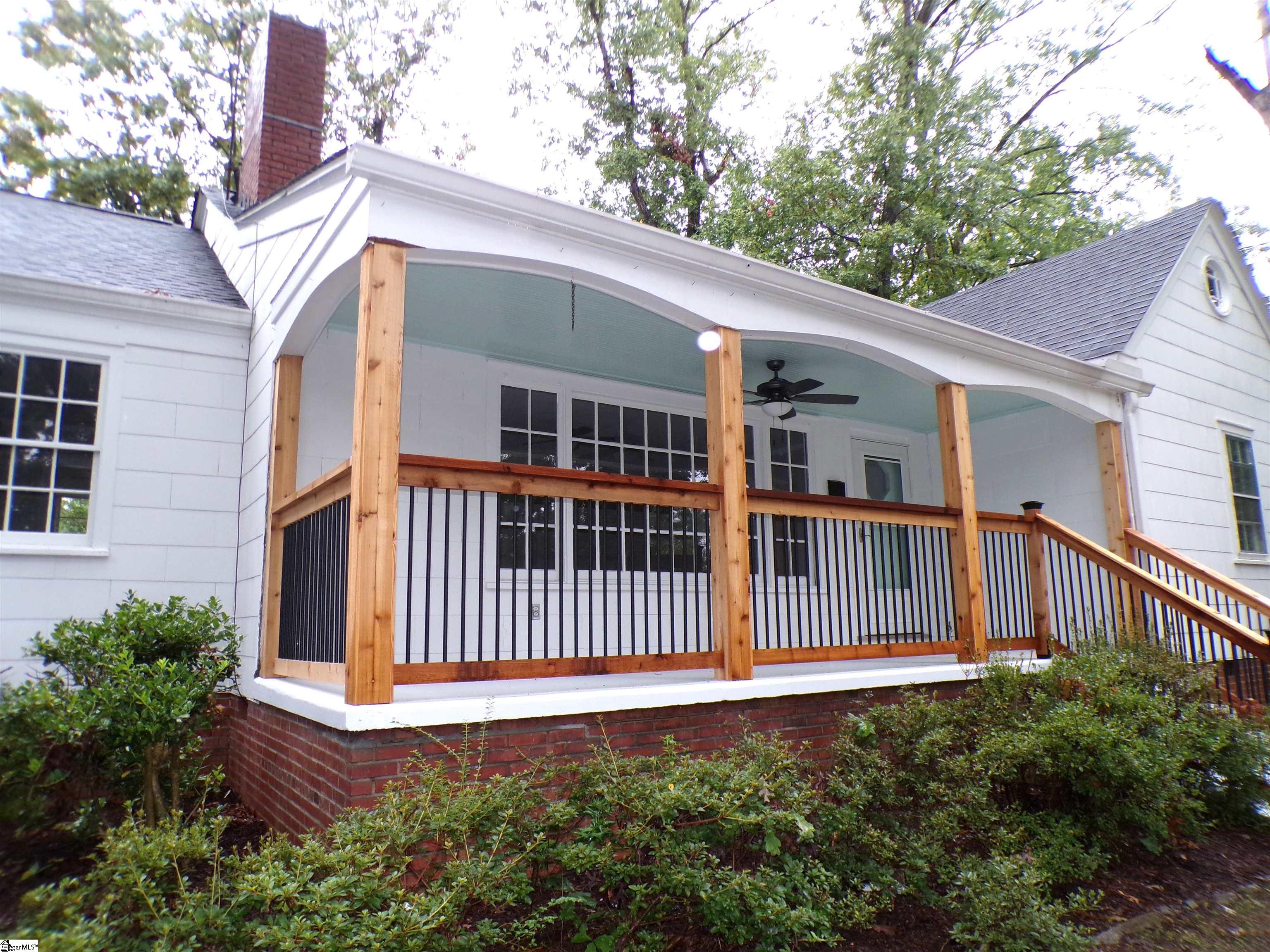320 Briarwood Road Spartanburg, SC 29301