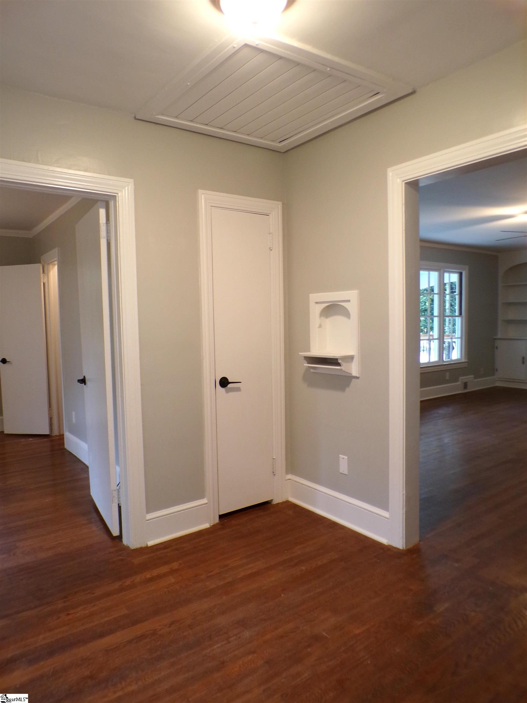 320 Briarwood Road Spartanburg, SC 29301