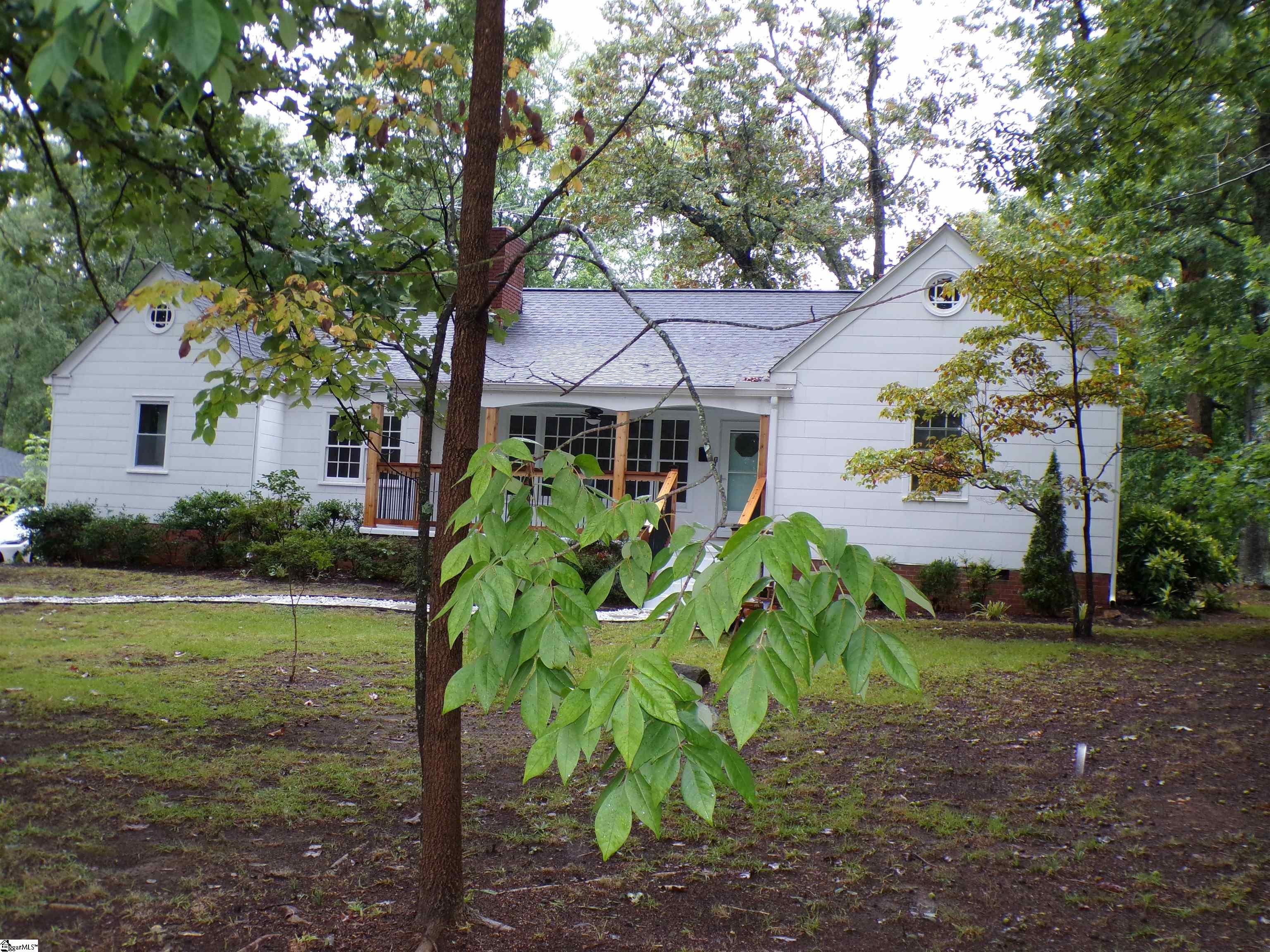 320 Briarwood Road Spartanburg, SC 29301