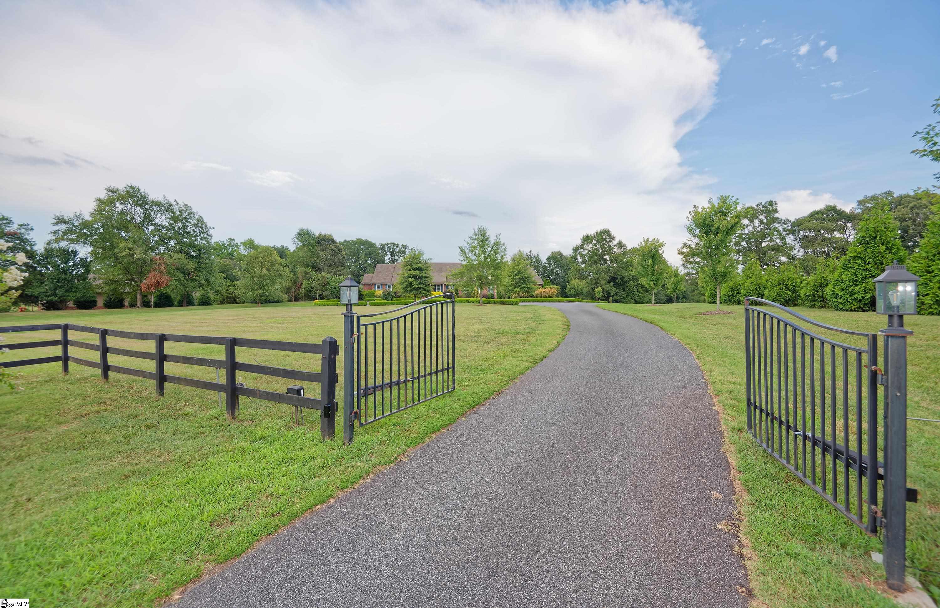 1970 Chesnee Road Columbus, NC 28722
