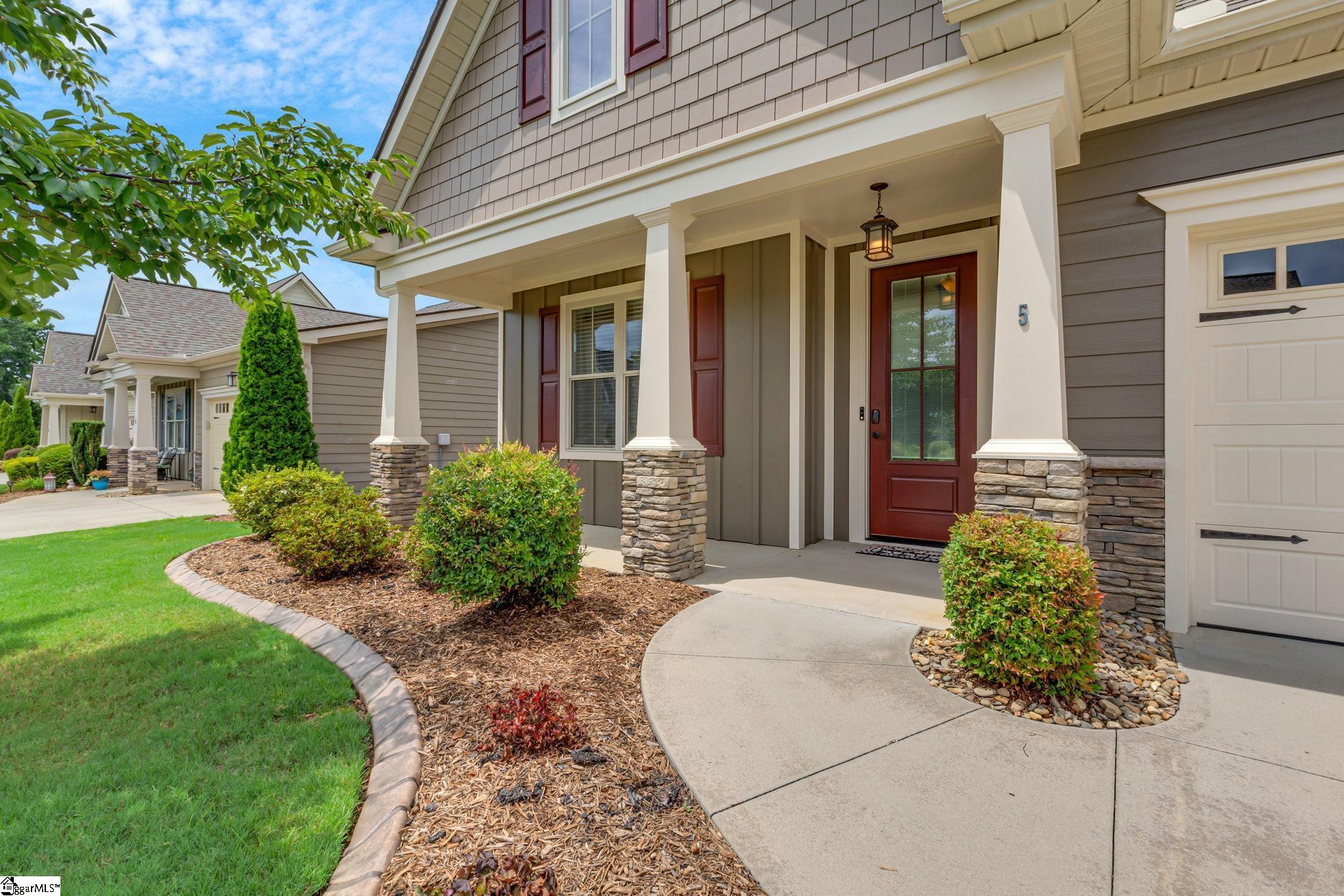 5 Cloverfield Drive Simpsonville, SC 29680