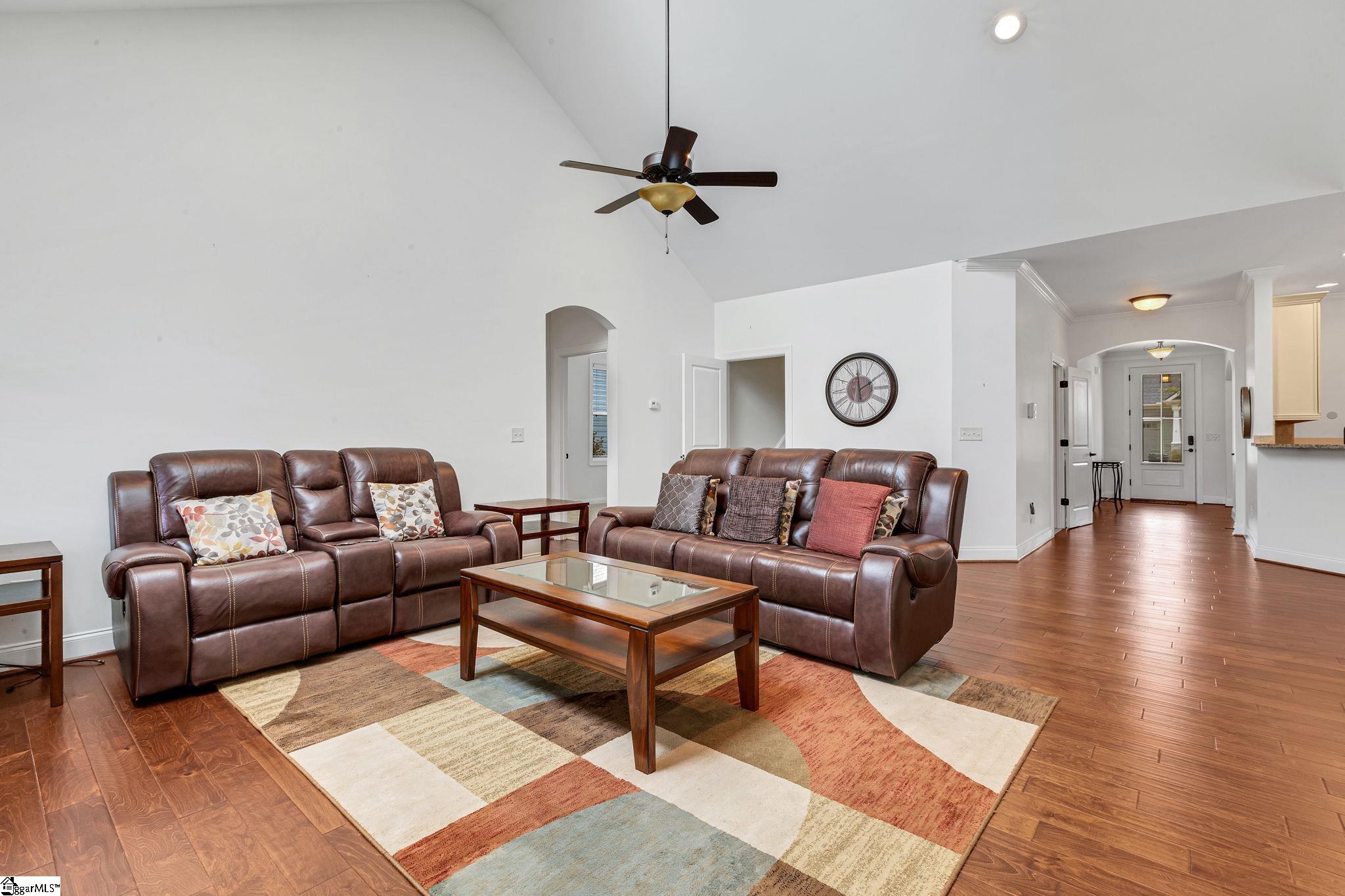 5 Cloverfield Drive Simpsonville, SC 29680
