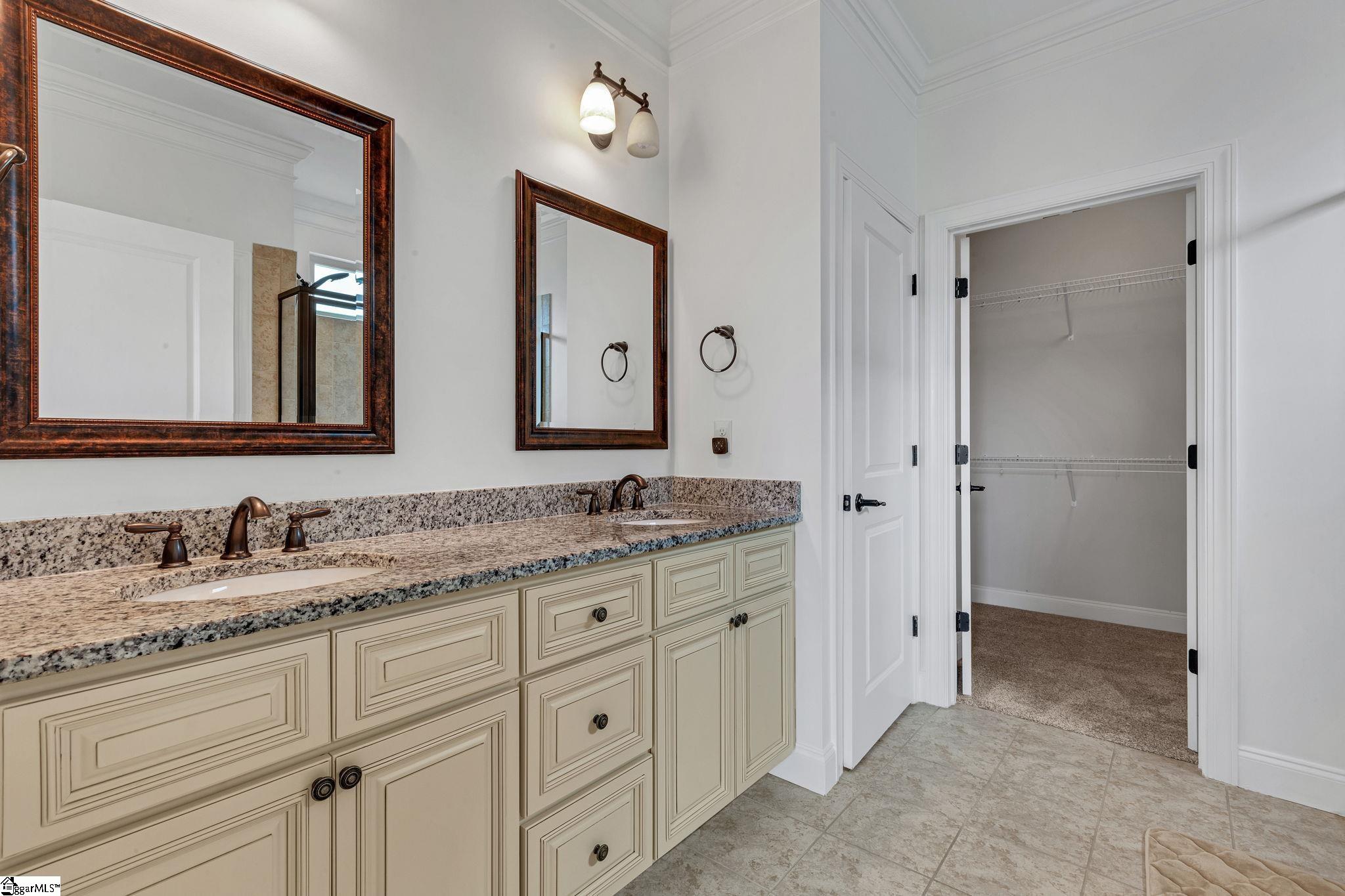 5 Cloverfield Drive Simpsonville, SC 29680
