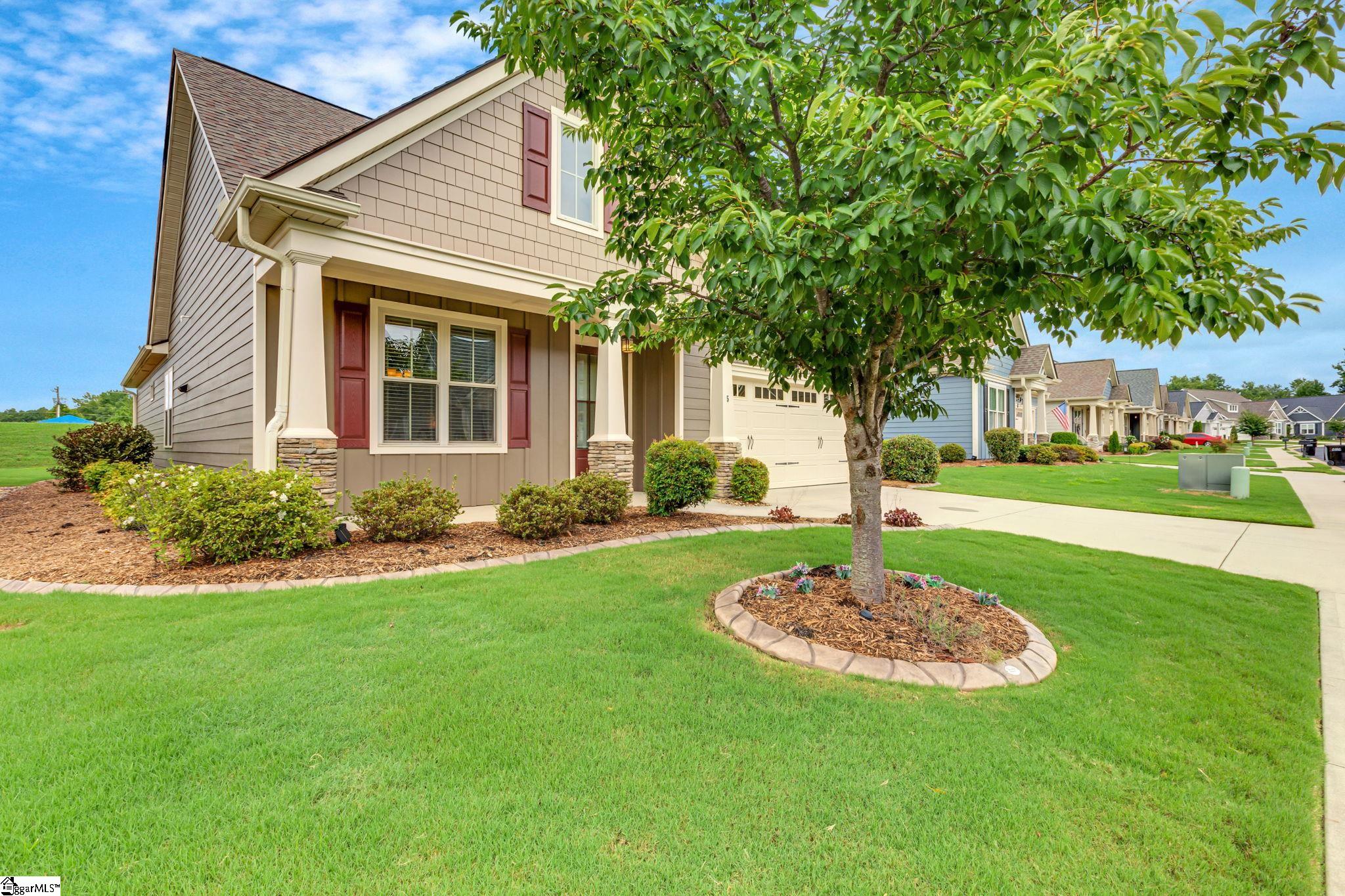 5 Cloverfield Drive Simpsonville, SC 29680