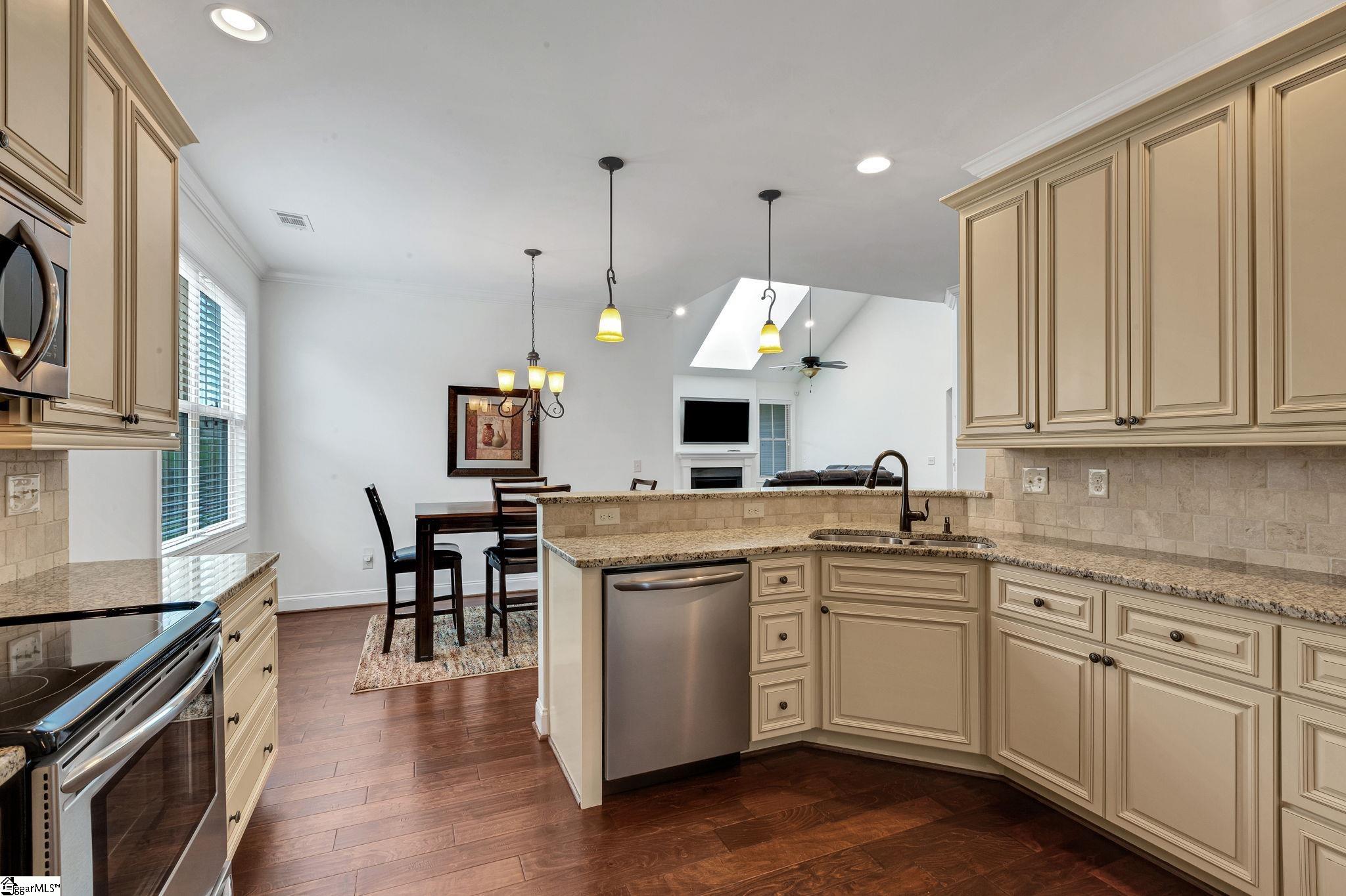 5 Cloverfield Drive Simpsonville, SC 29680