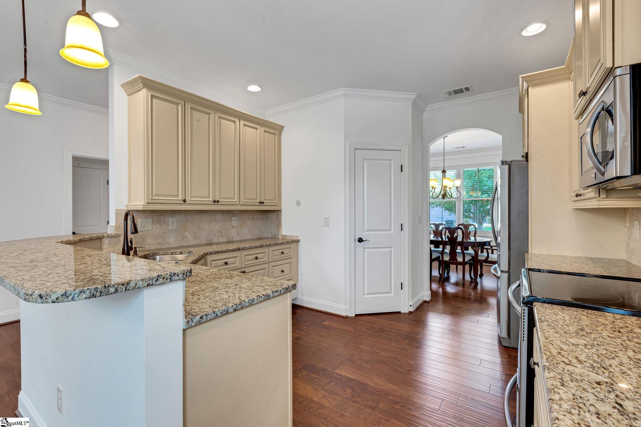 5 Cloverfield Drive Simpsonville, SC 29680
