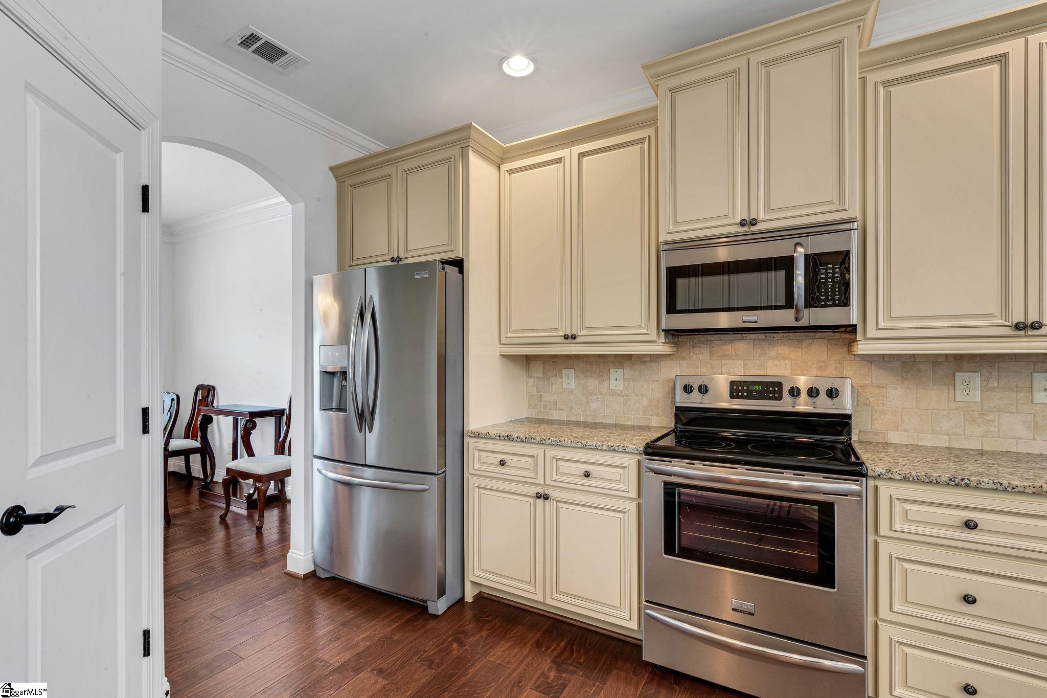5 Cloverfield Drive Simpsonville, SC 29680