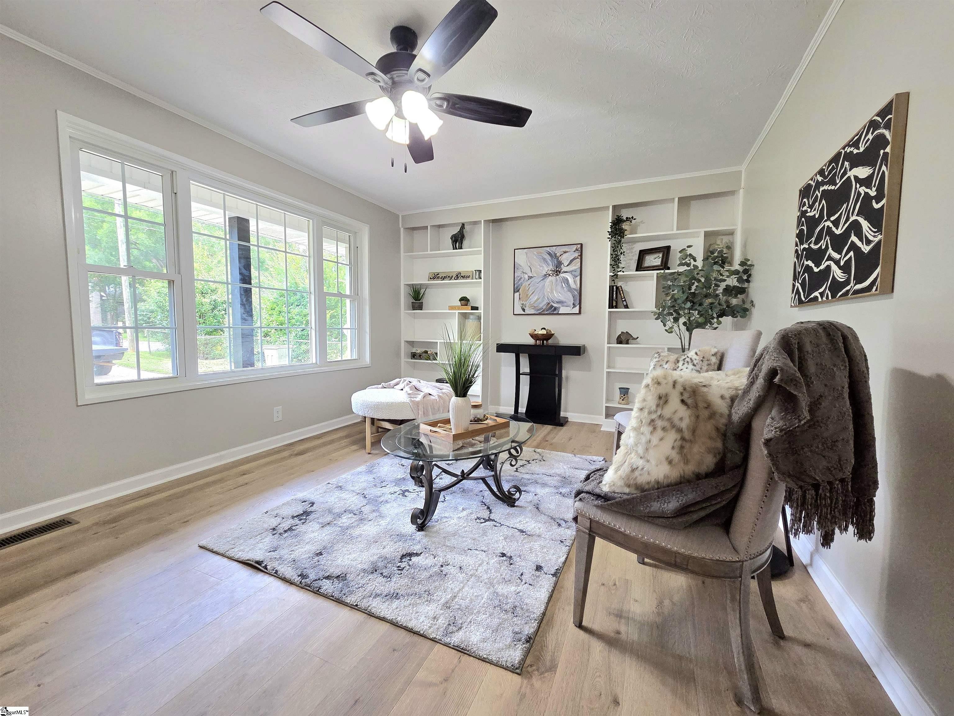 124 Forestdale Drive Taylors, SC 29687