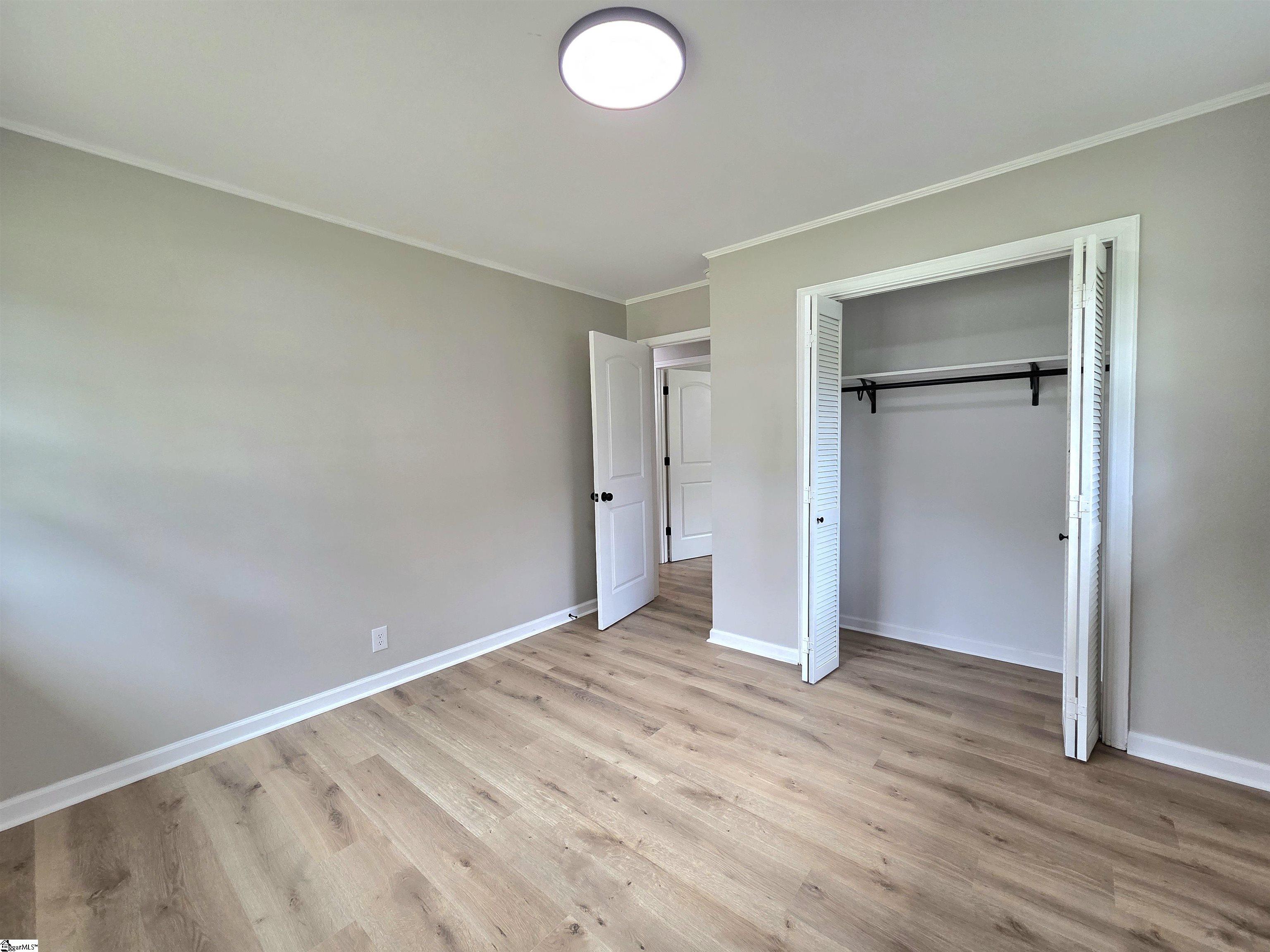 124 Forestdale Drive Taylors, SC 29687