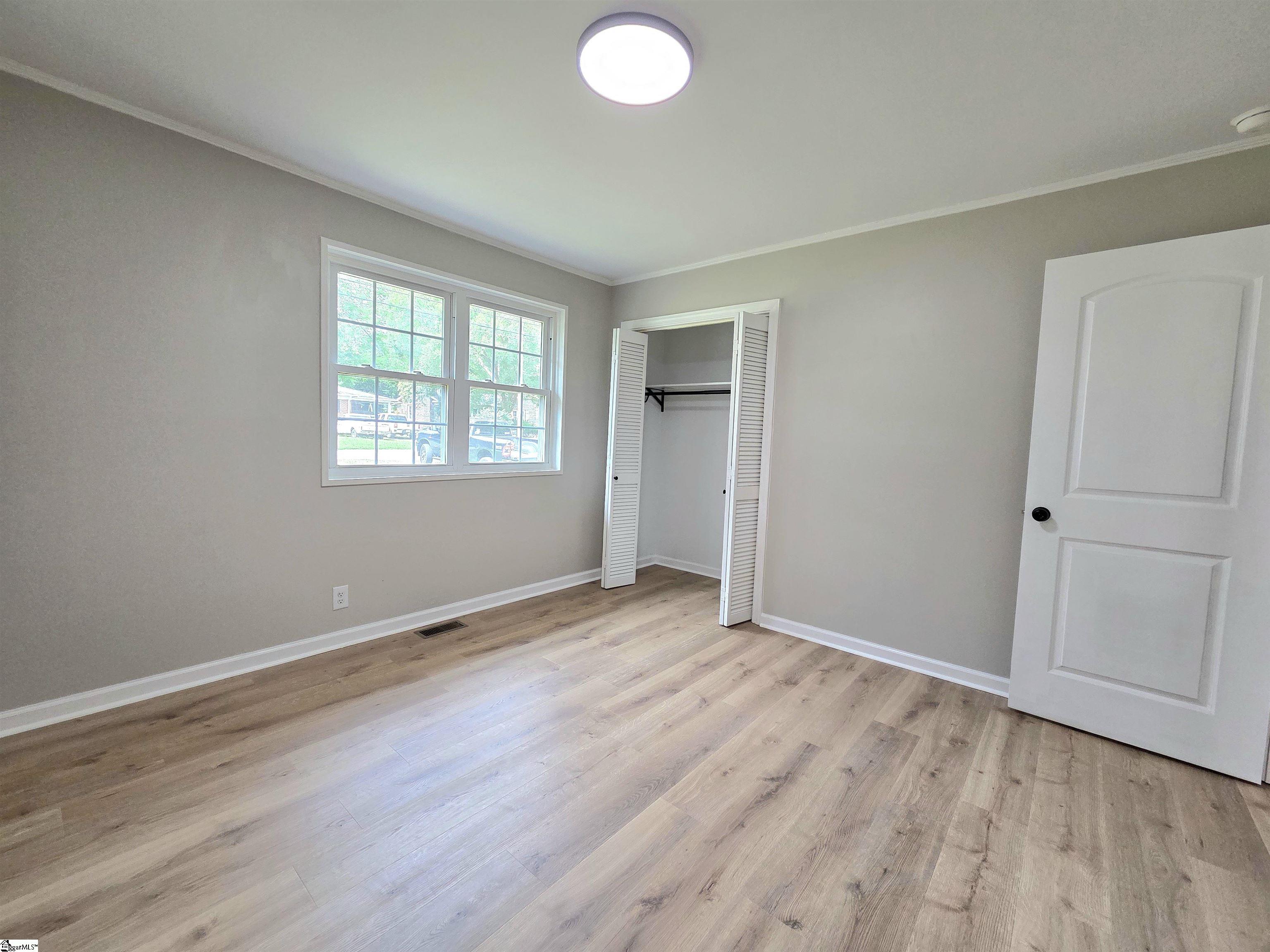 124 Forestdale Drive Taylors, SC 29687